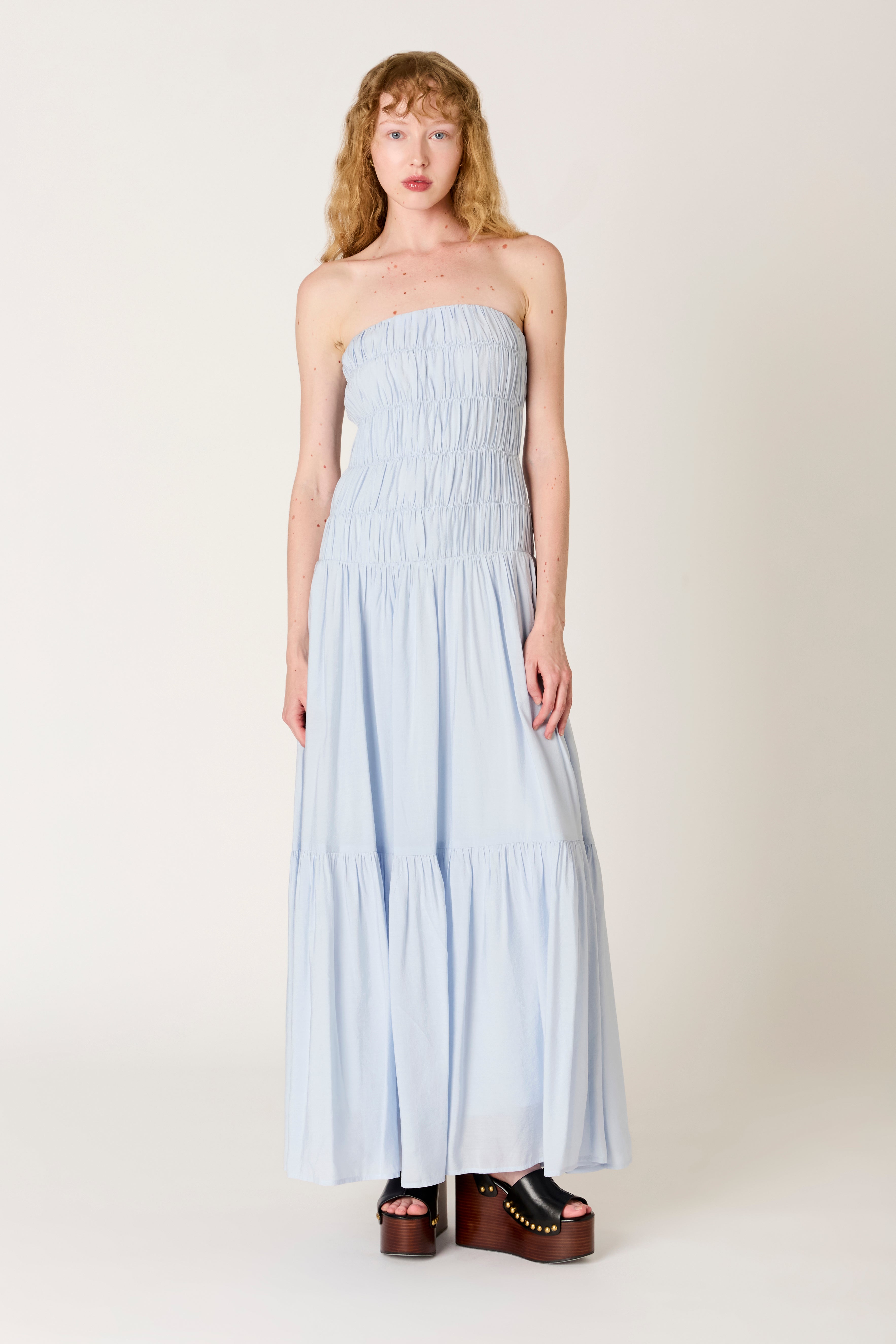 Rocío Dress in air front view