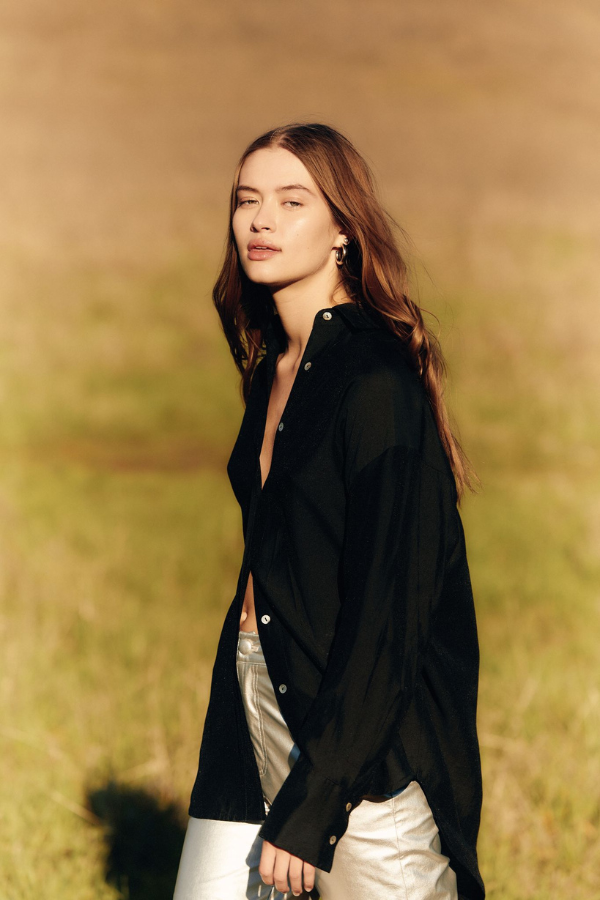 Chris Shirt in black look book image 1