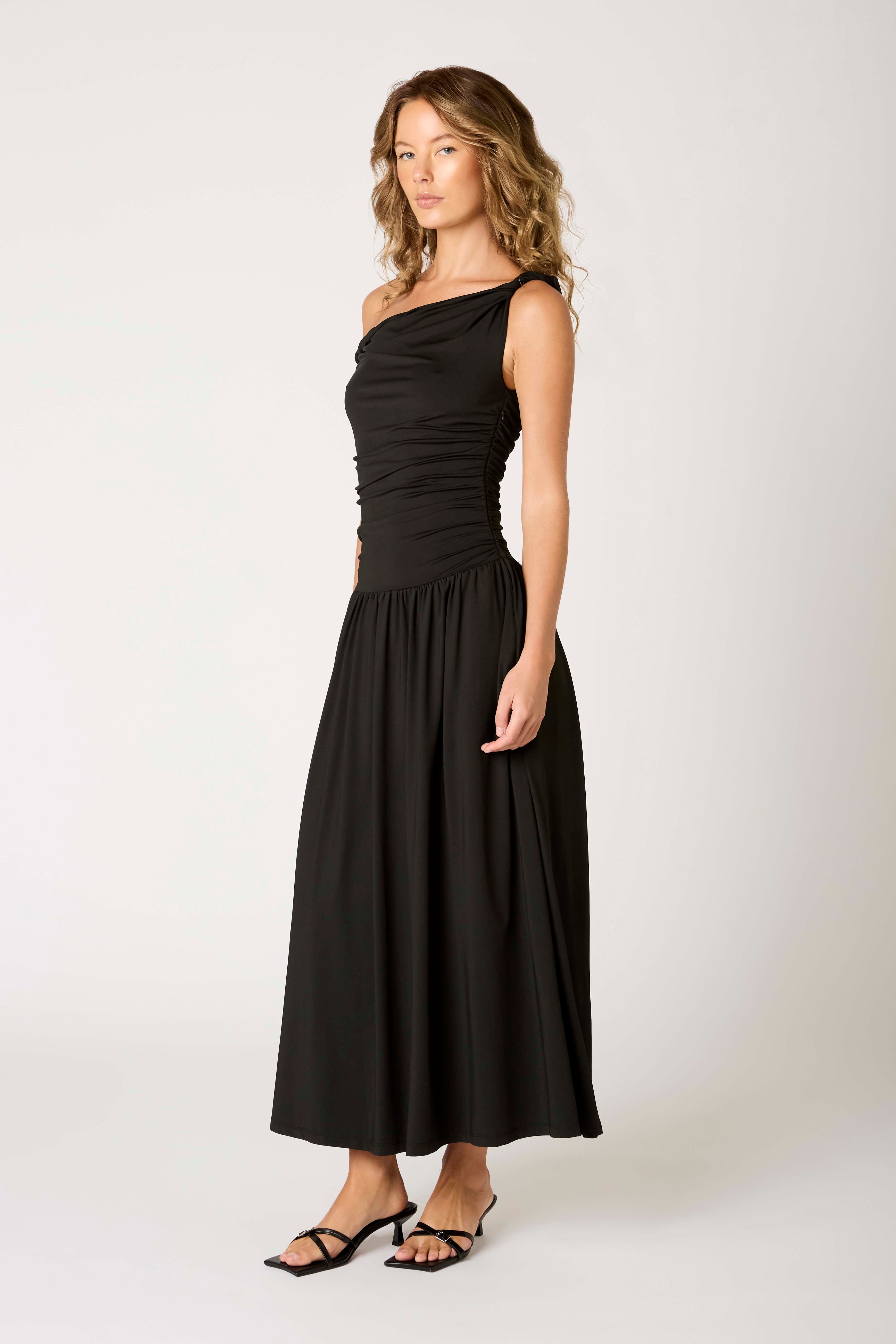sorm'86  carina dress  Black カリーナ Karina Dress – NIA