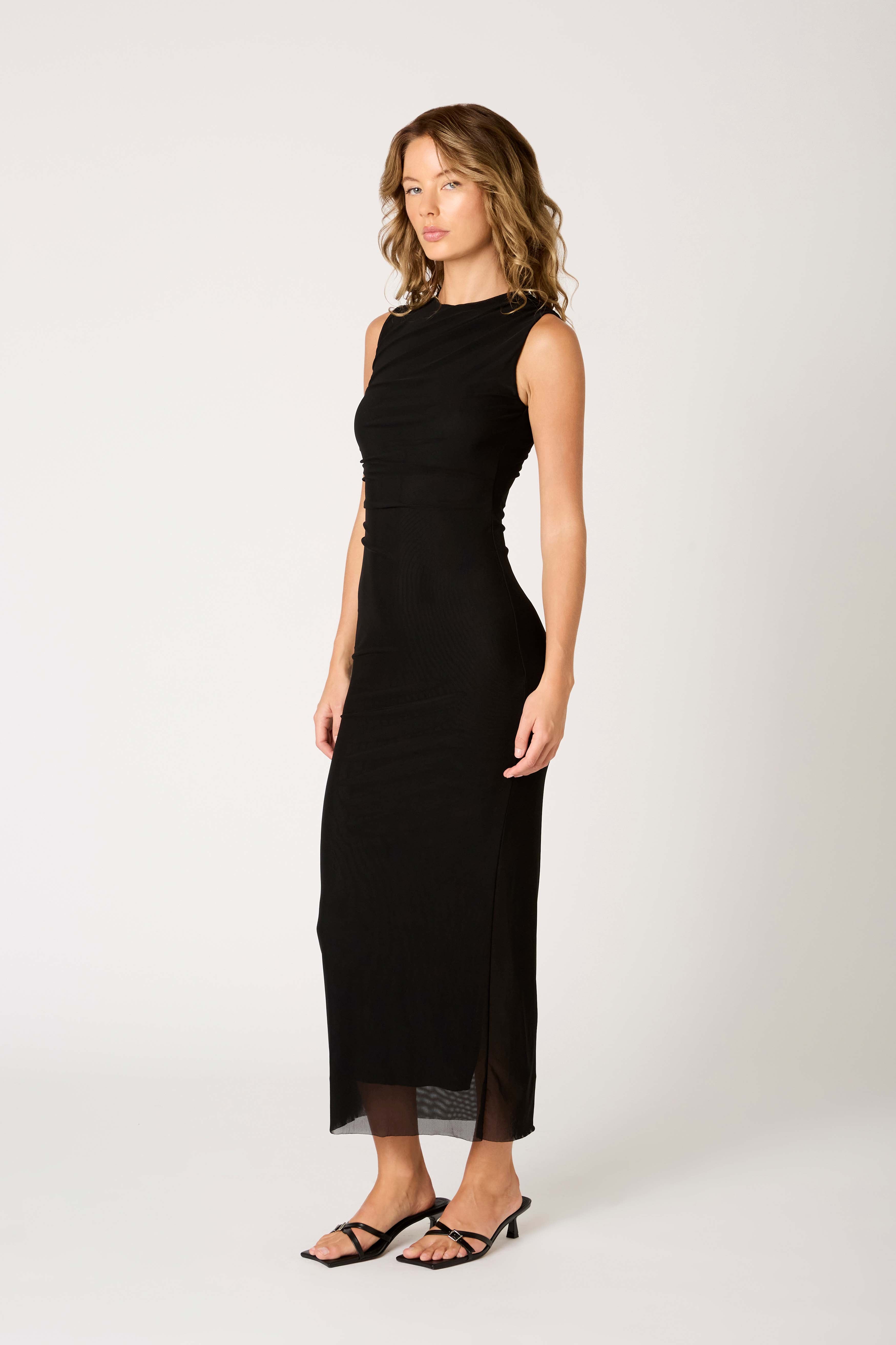 Reese Dress in black side view
