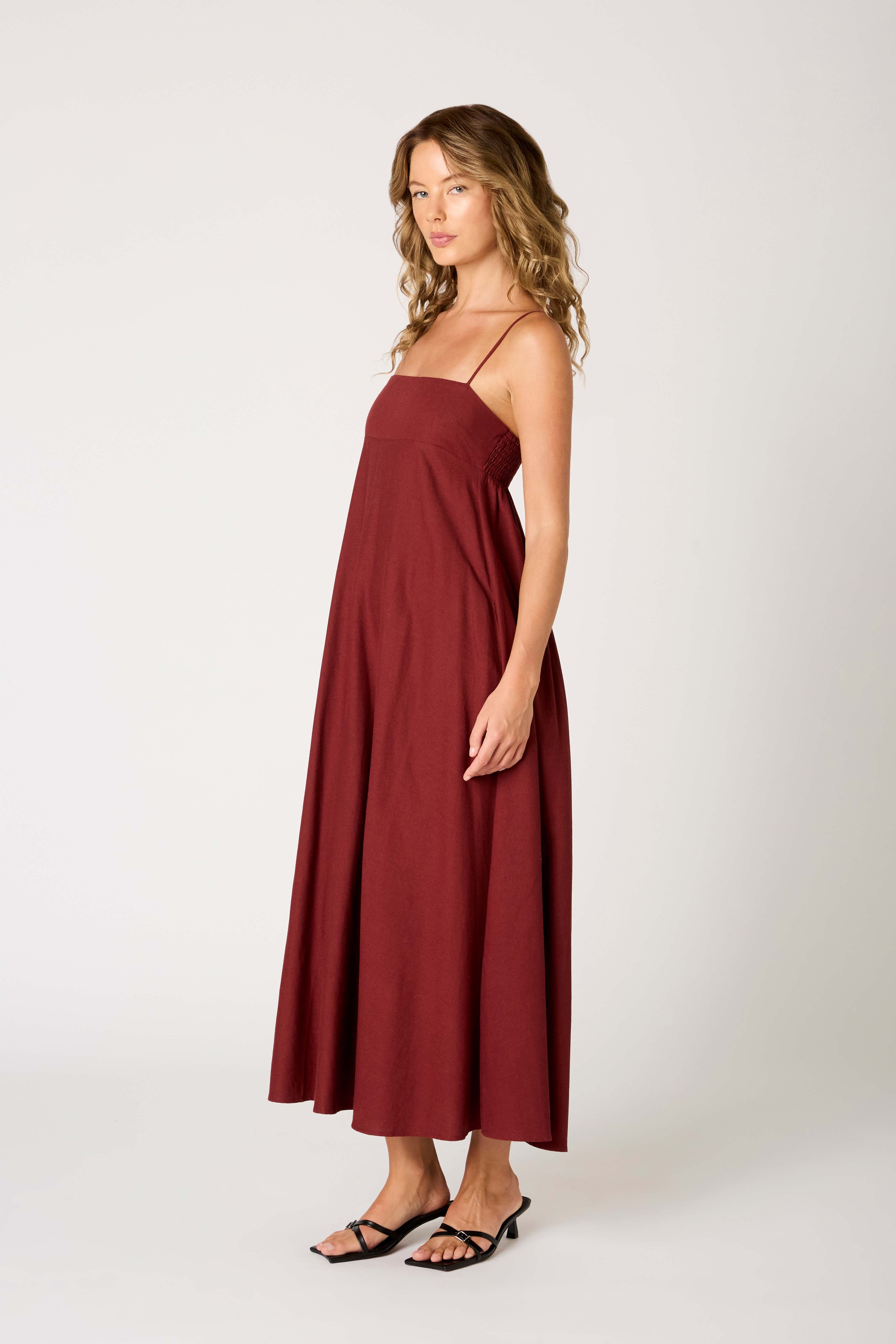Clove Dress in henna side view