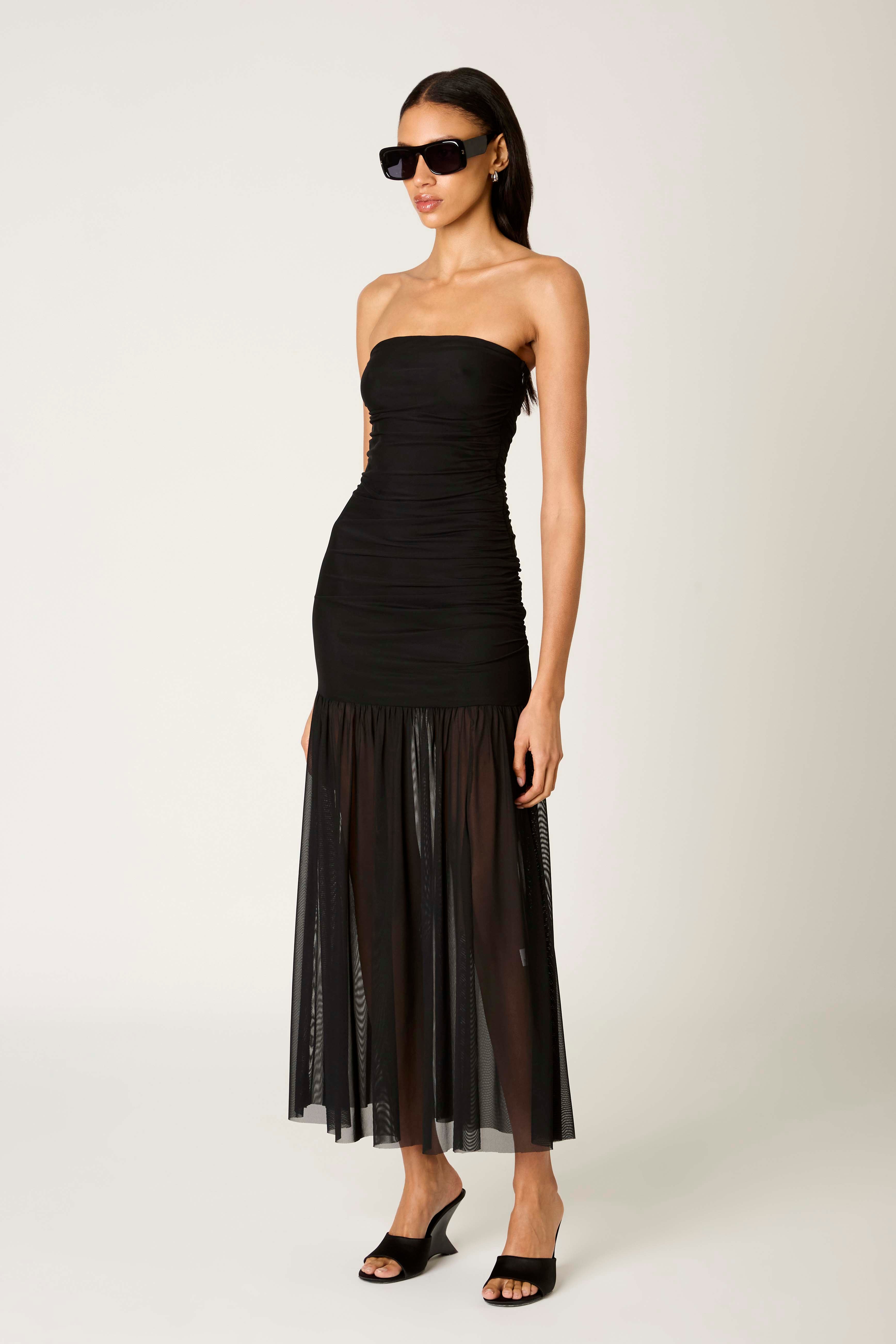Nola Dress in black side view