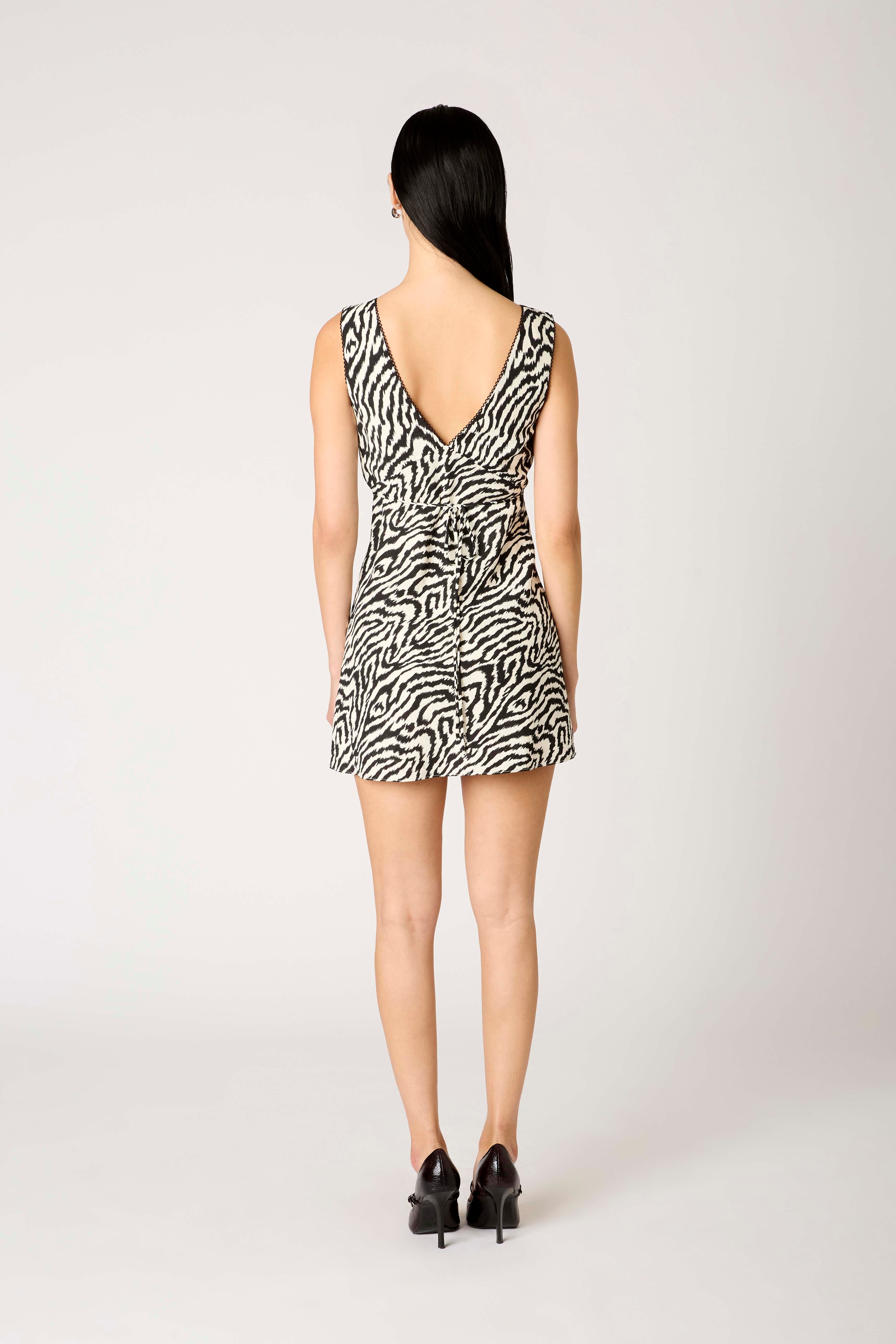 Ophelia Dress in black/white back view