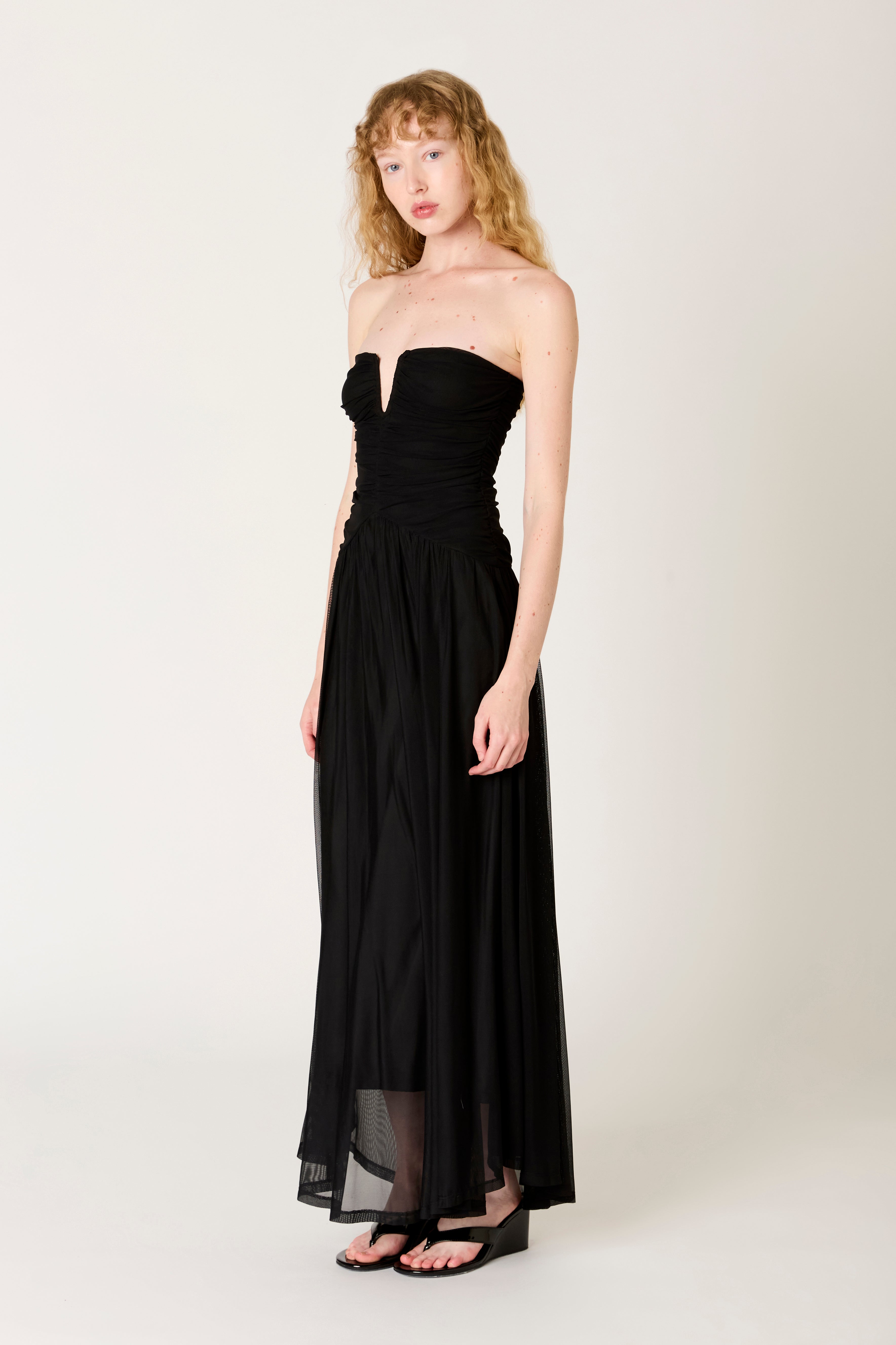 Beverly Dress in black side view
