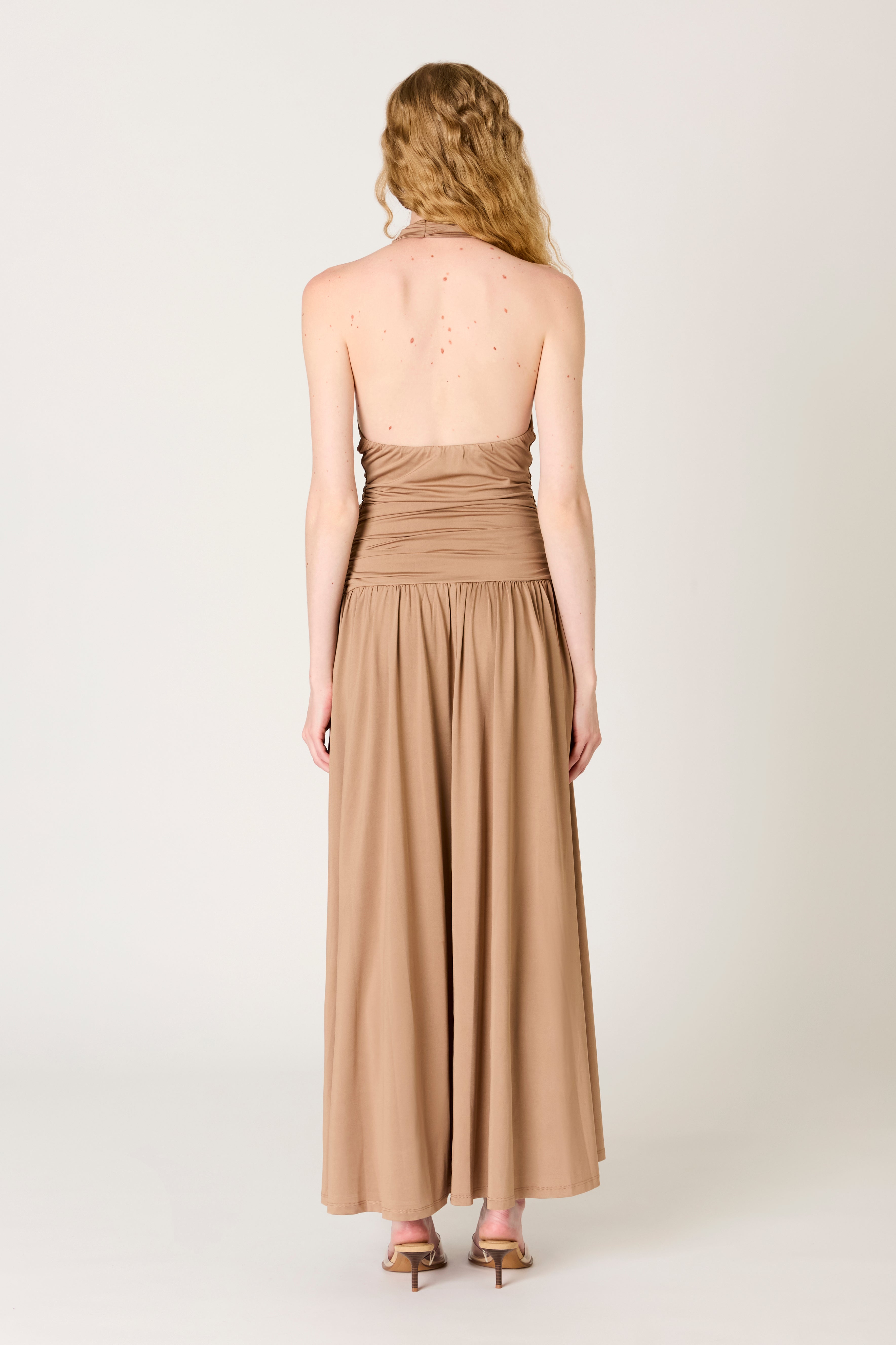 Fantasía Dress in mocha back view