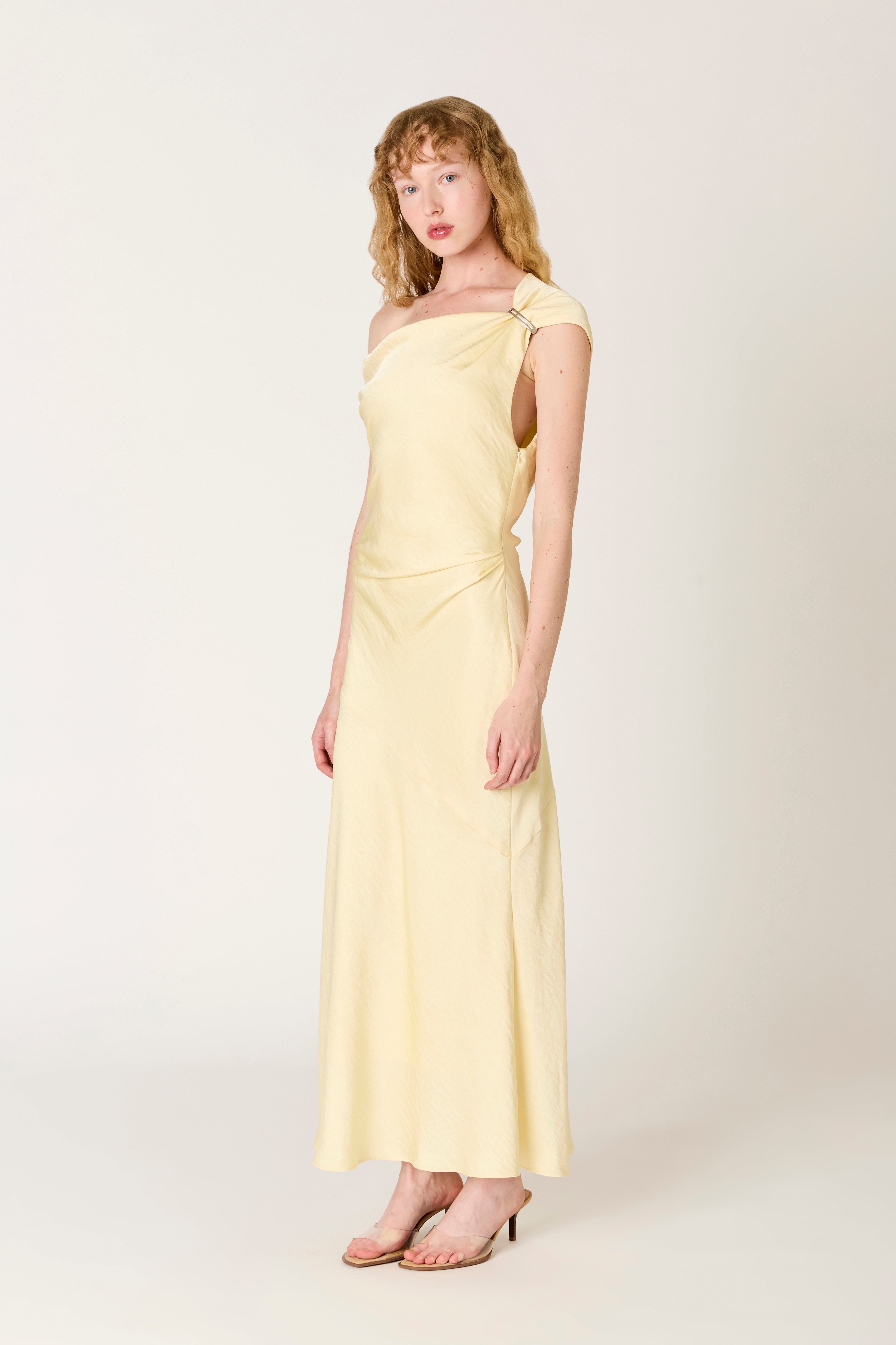 Hiedra Dress in butter side view