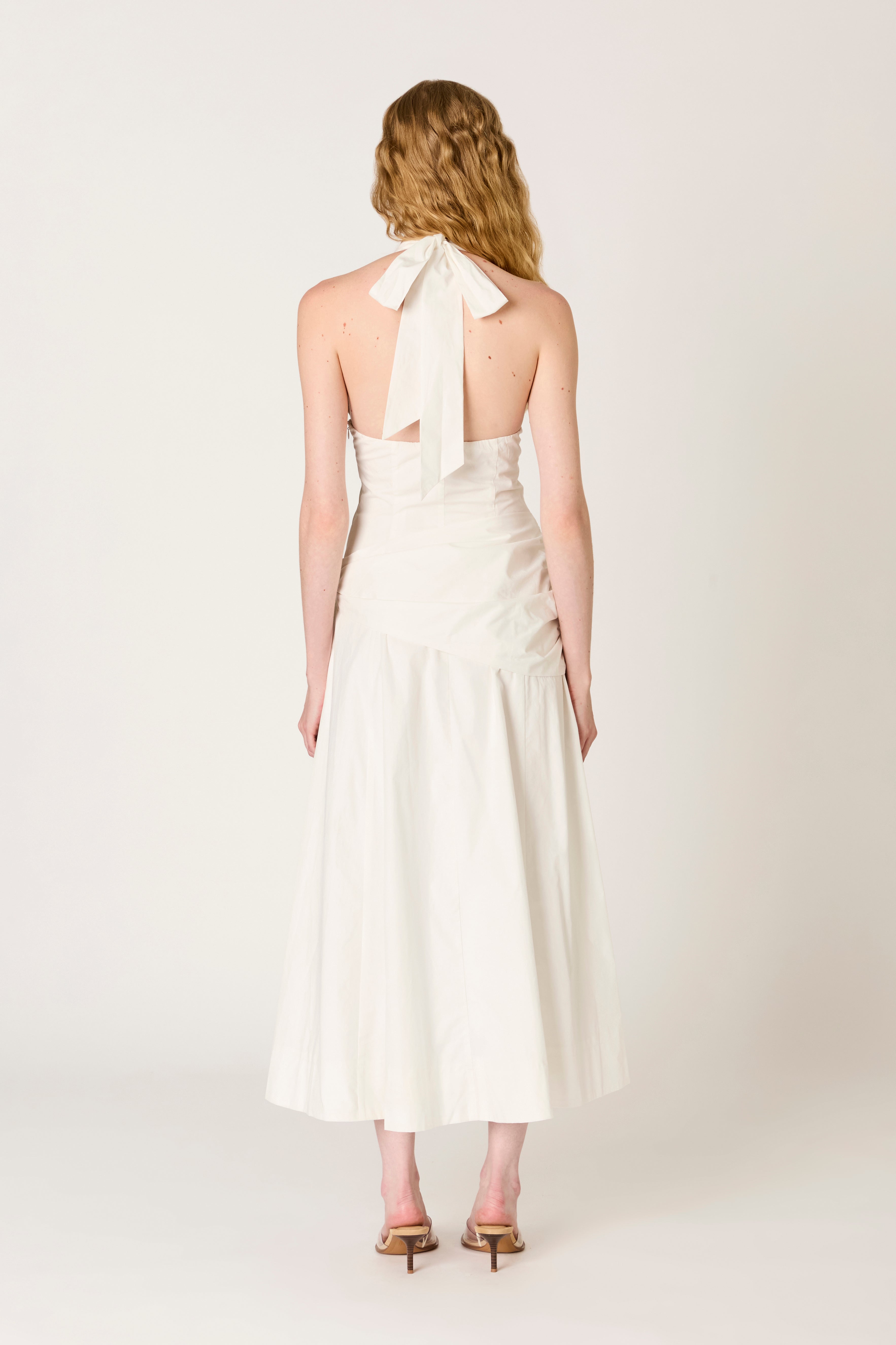 Cádiz Dress in white back view