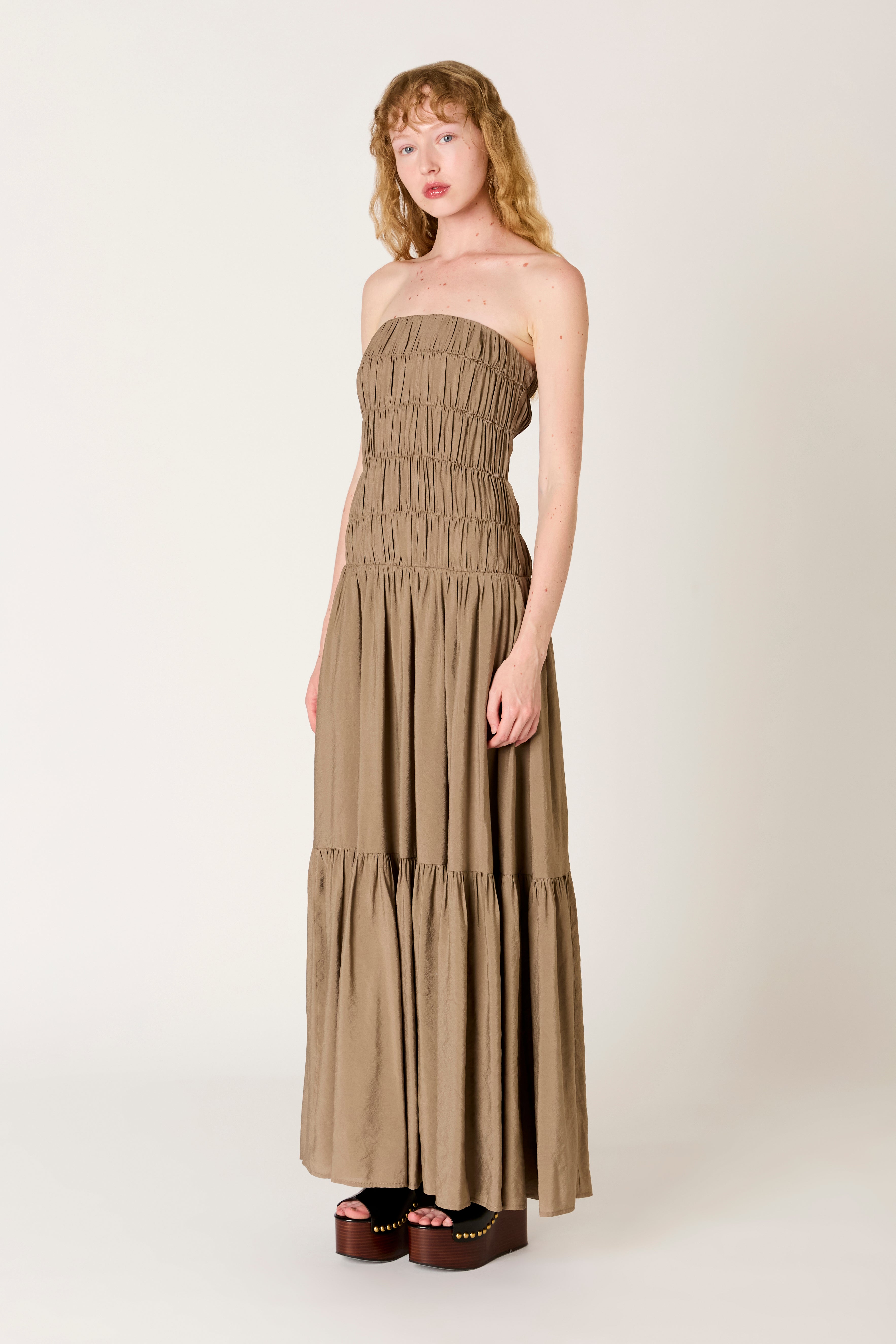 Rocío Dress in sable side view