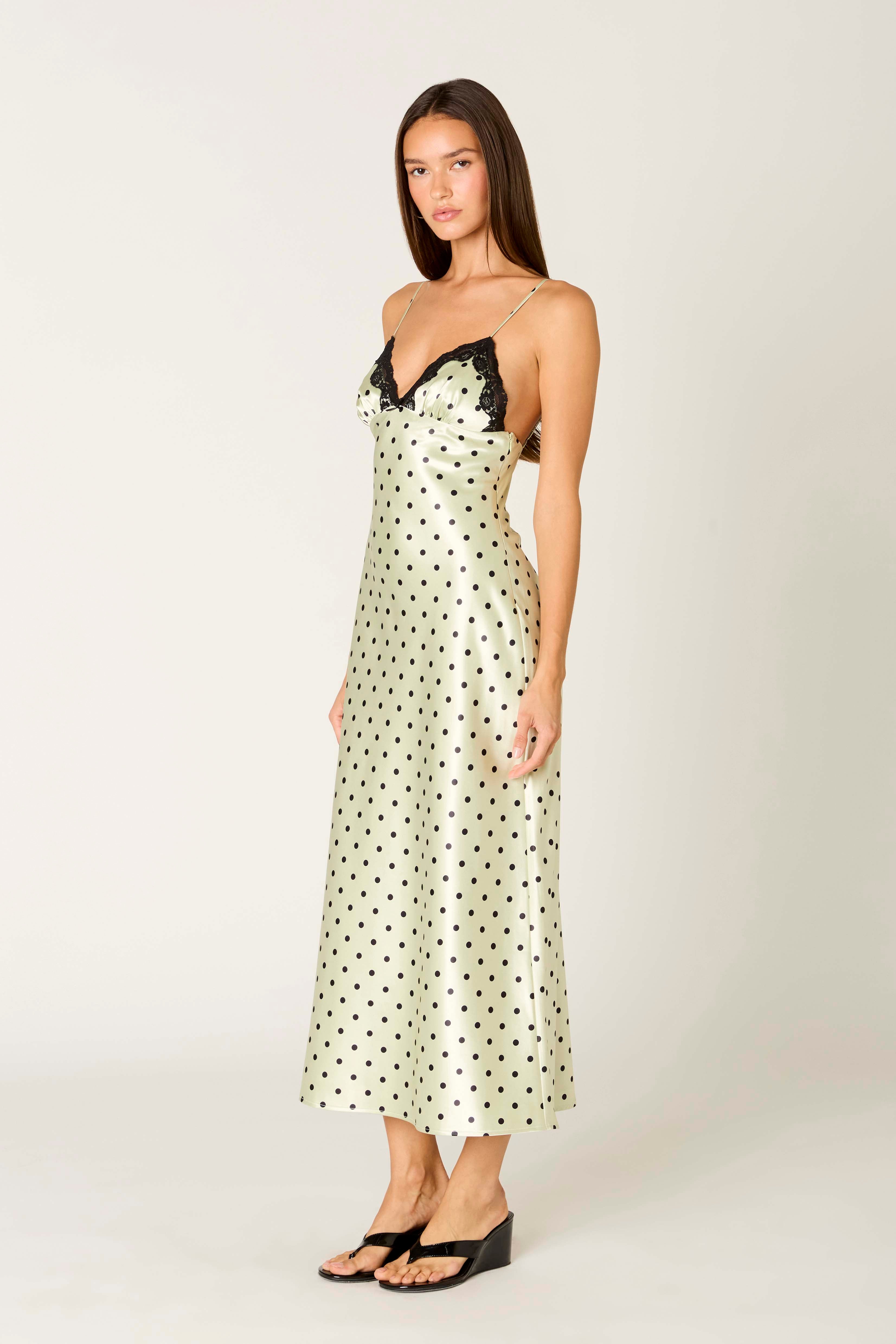 Jasmine Dress in pistachio side view