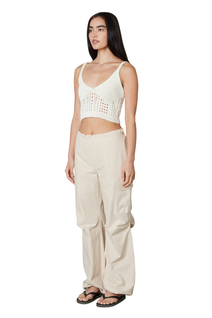 Ludlow Parachute Pant in Natural Side View