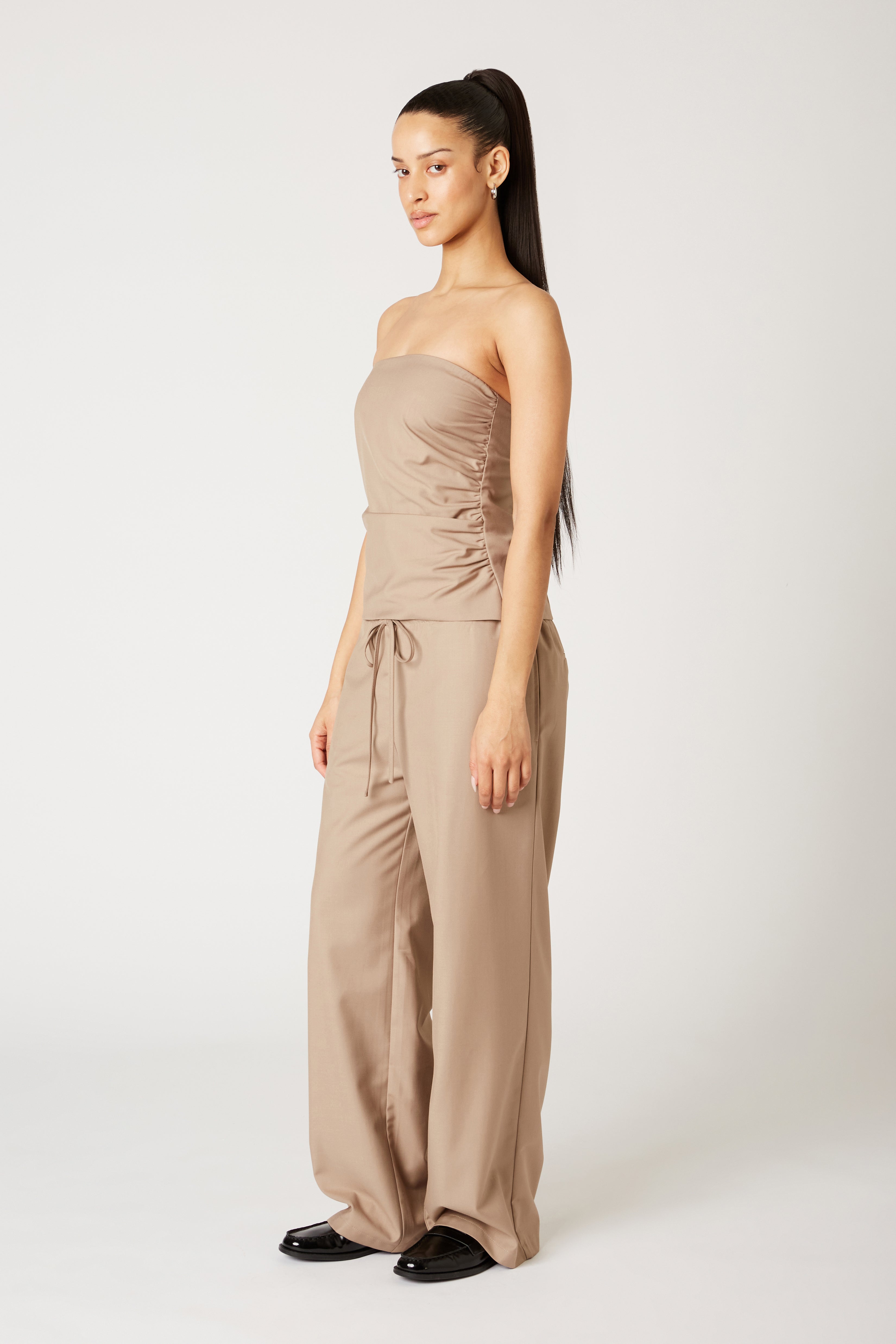 Lacey Pant in dune side view