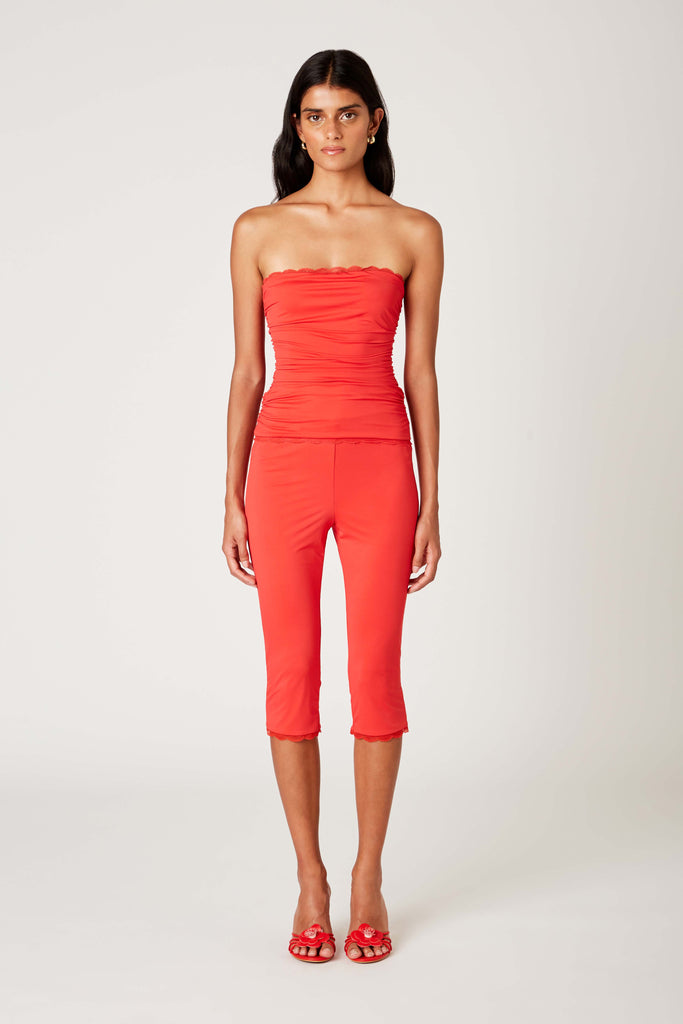 Timotheé Capri in cherry front view