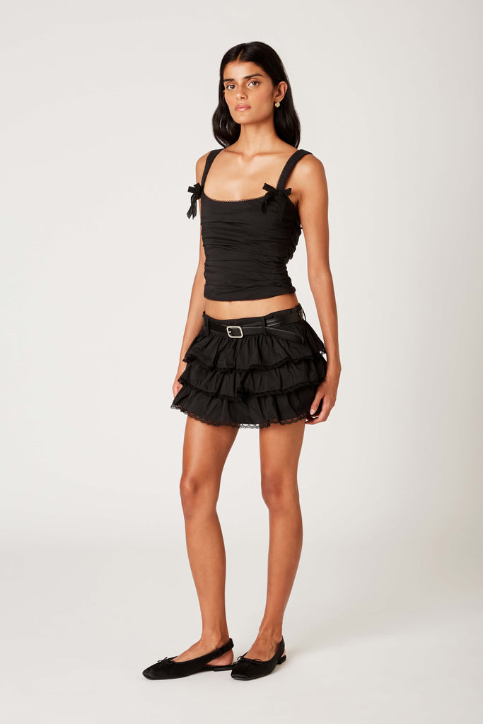 Sora Skort in black side view