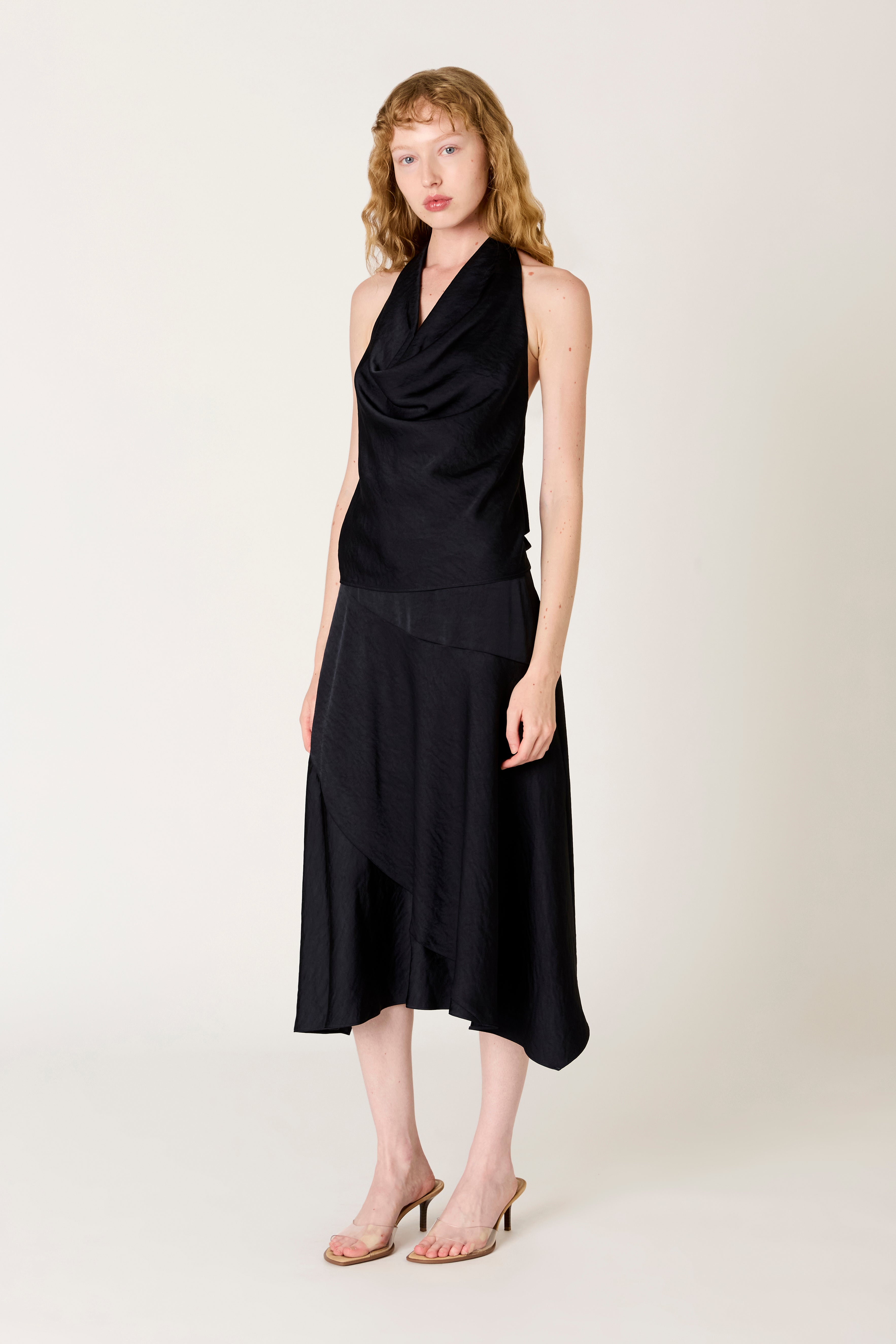 Valencia Skirt in navy side view