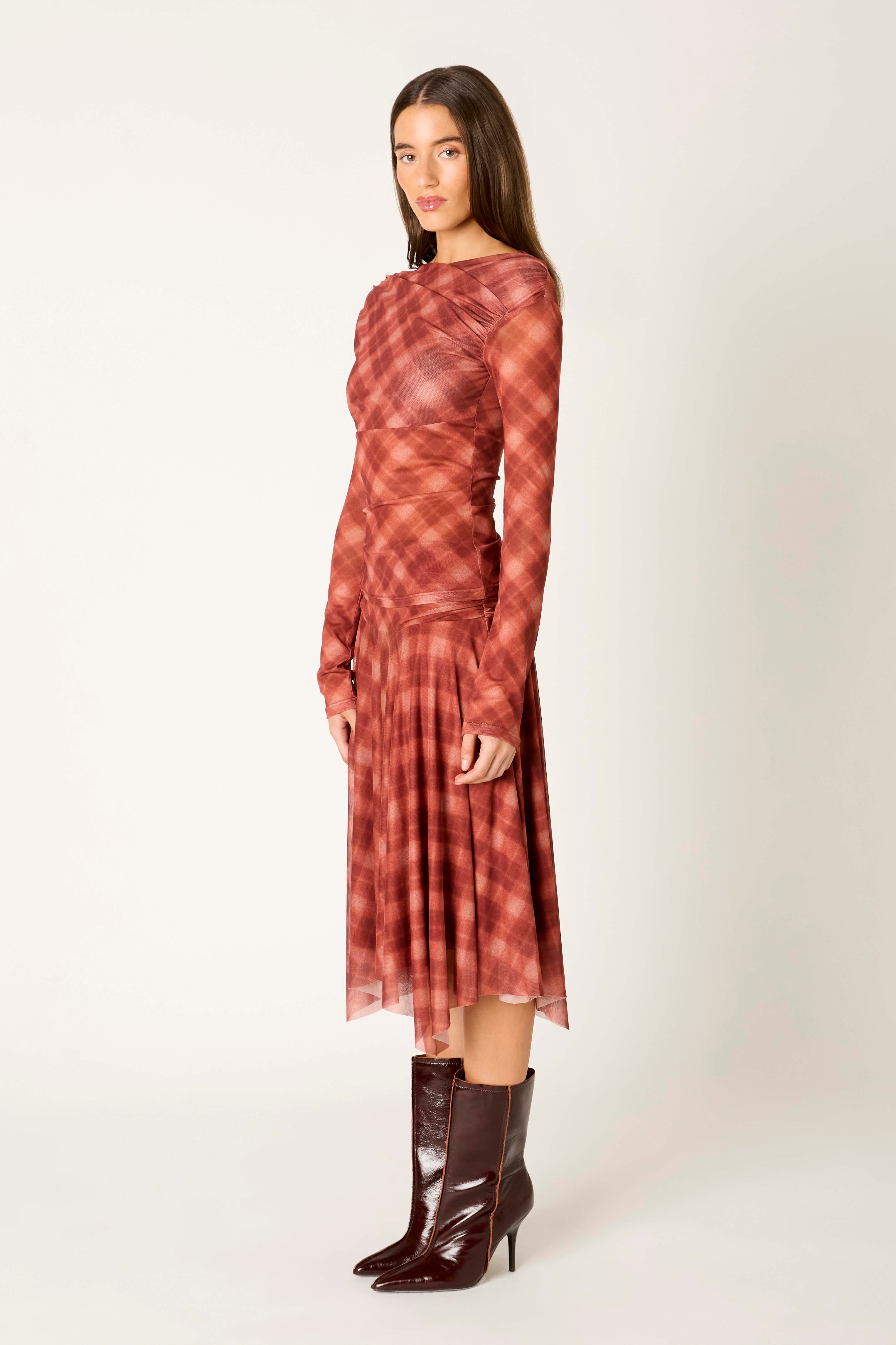 Eme Skirt in cinnamon side view