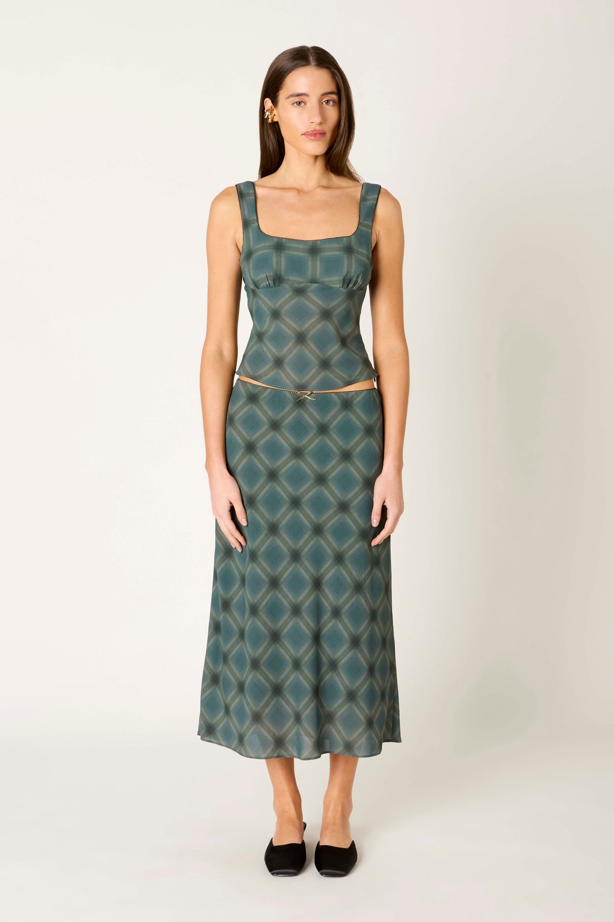 Donatella Skirt in hunter front view