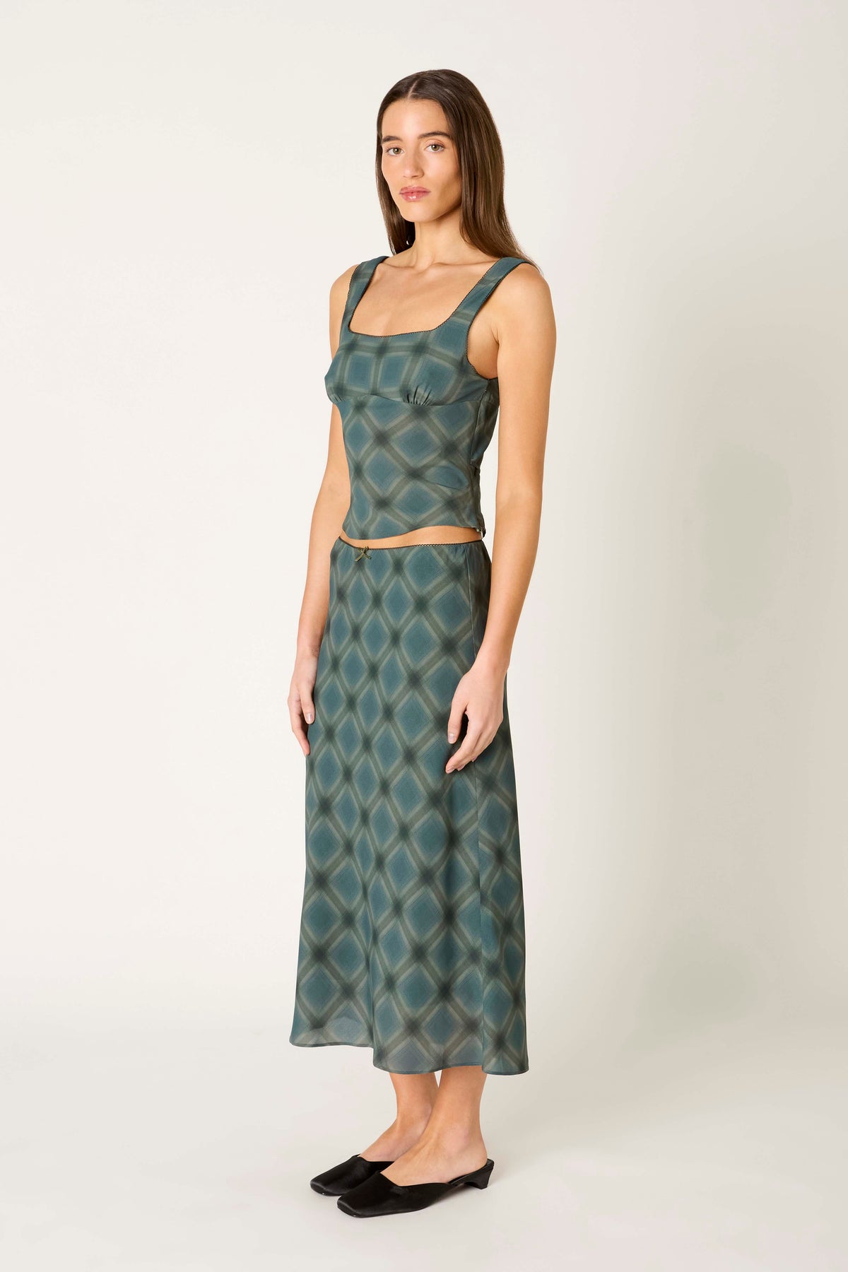 Donatella Skirt in hunter side view