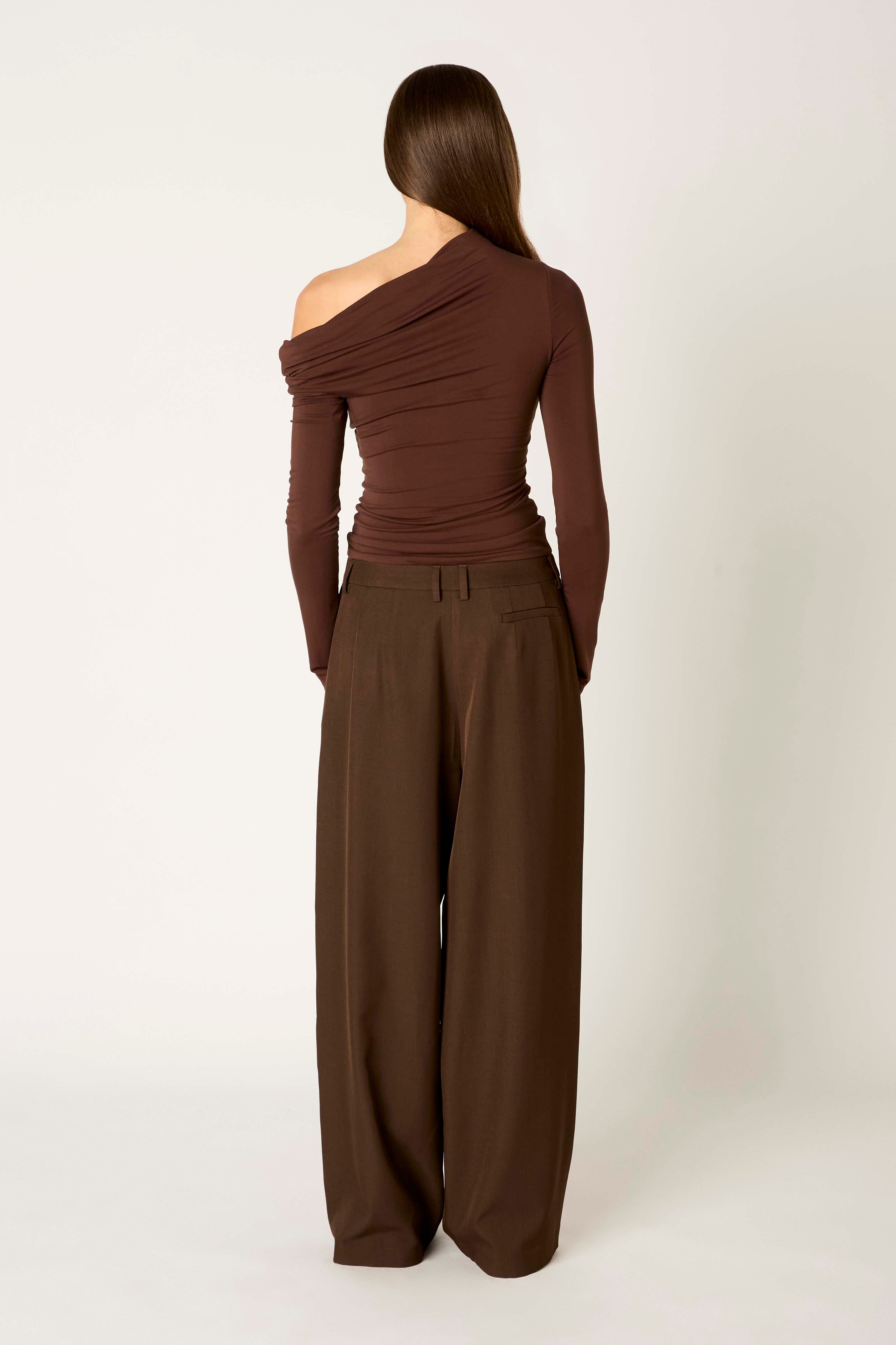 Highbury Pant in brown back view