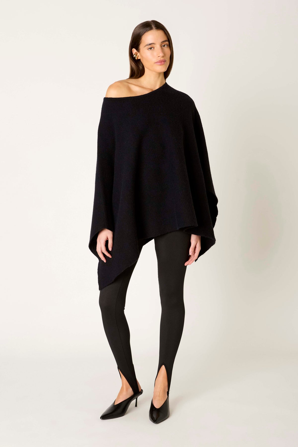 Heathcliff Sweater Cape in black front view