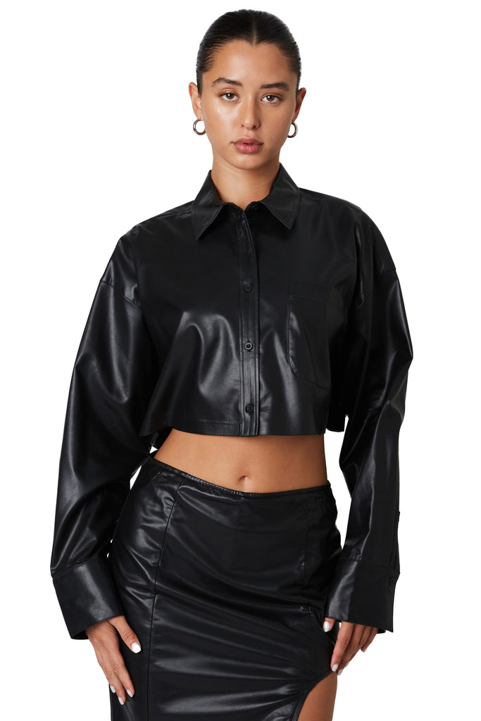 Black cropped leather shirt front 2
