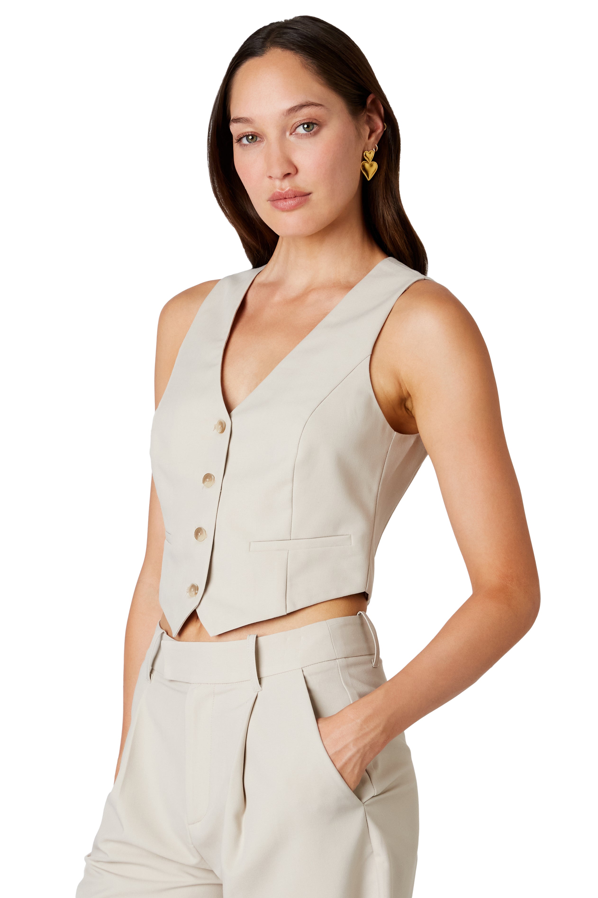 Elizabeth Vest in shell side view