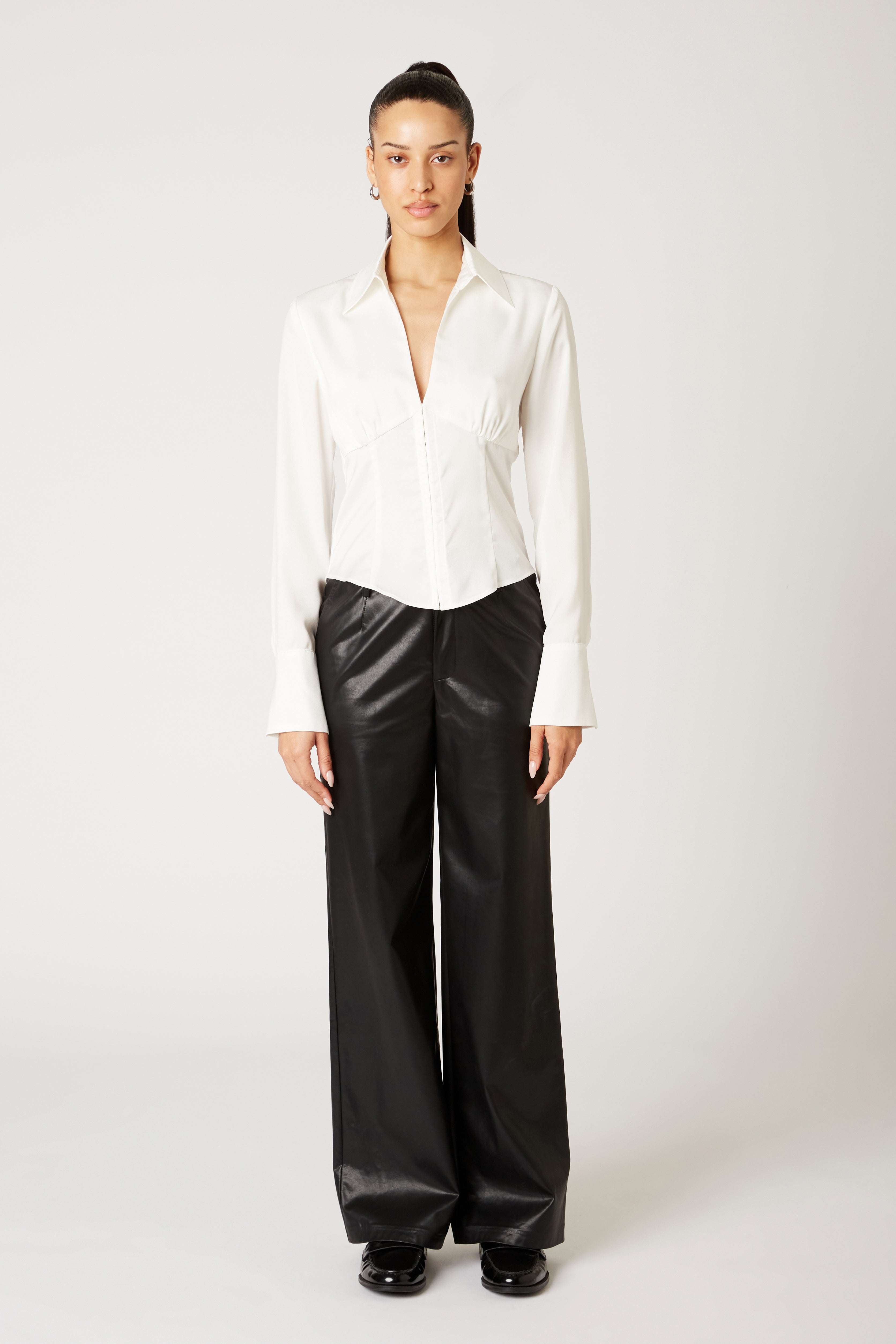 Yara Top in white front view