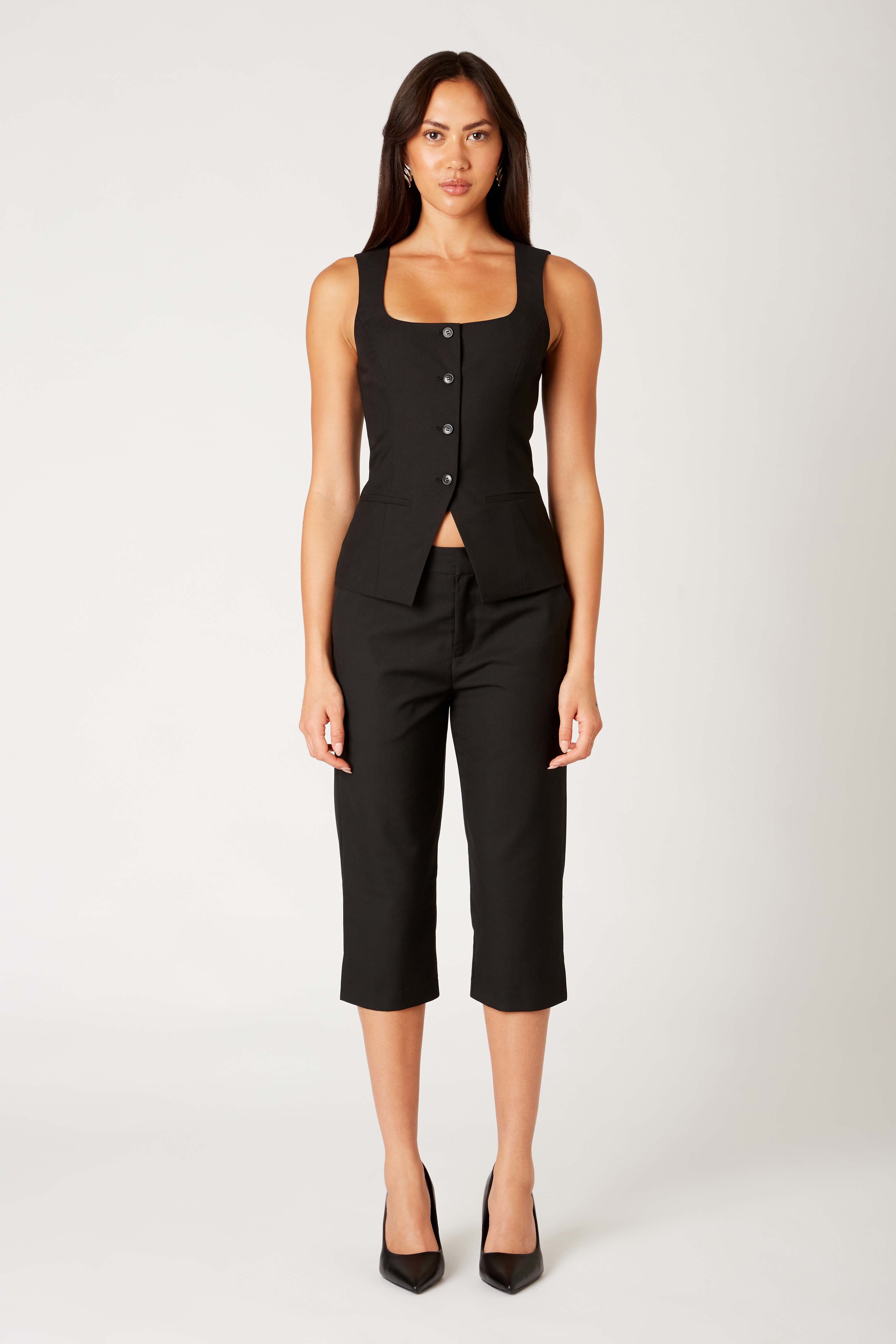 Gisele Vest in black front view