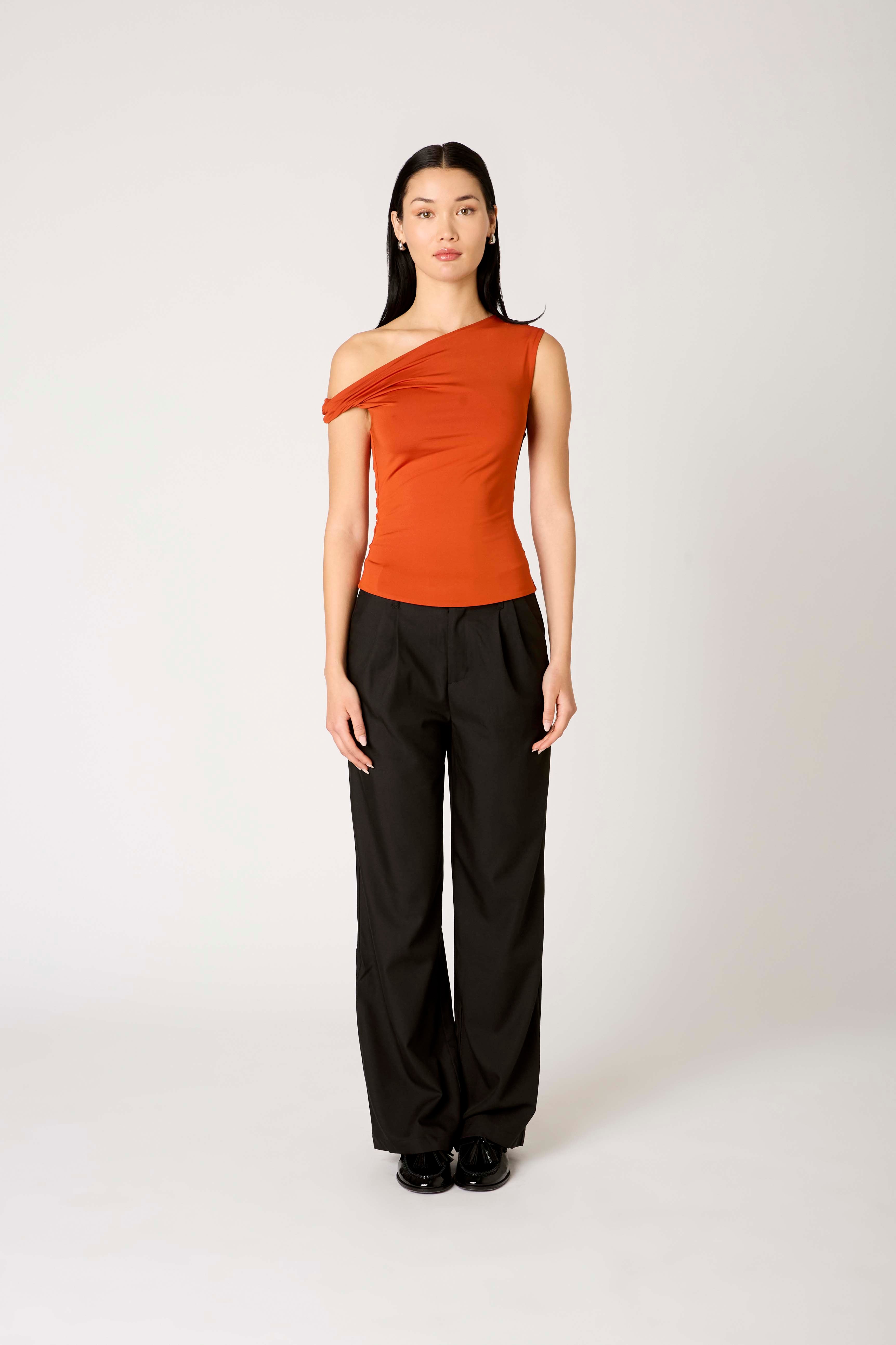 Fraise Top in rust front view