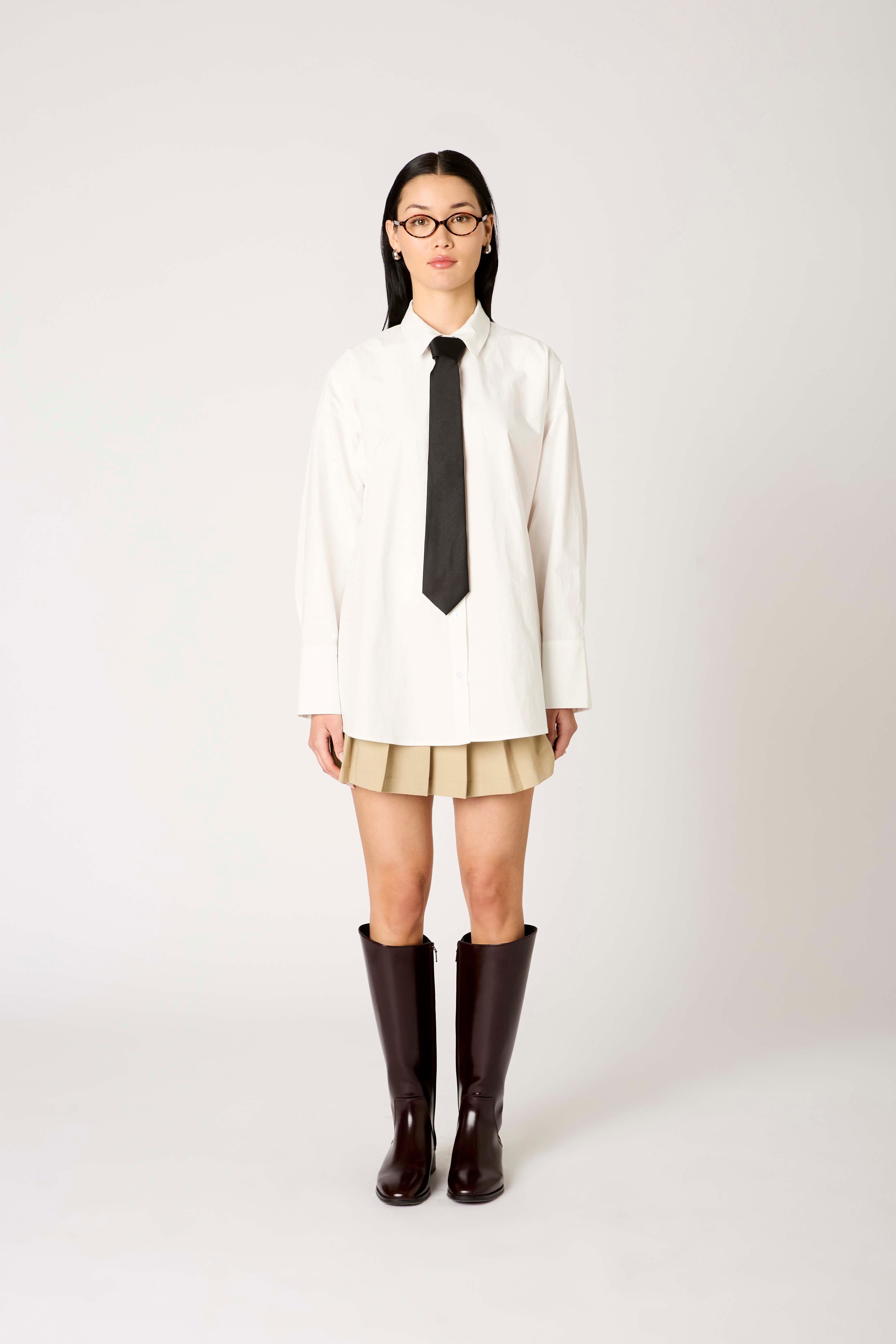 Dahlia Shirt in white front view
