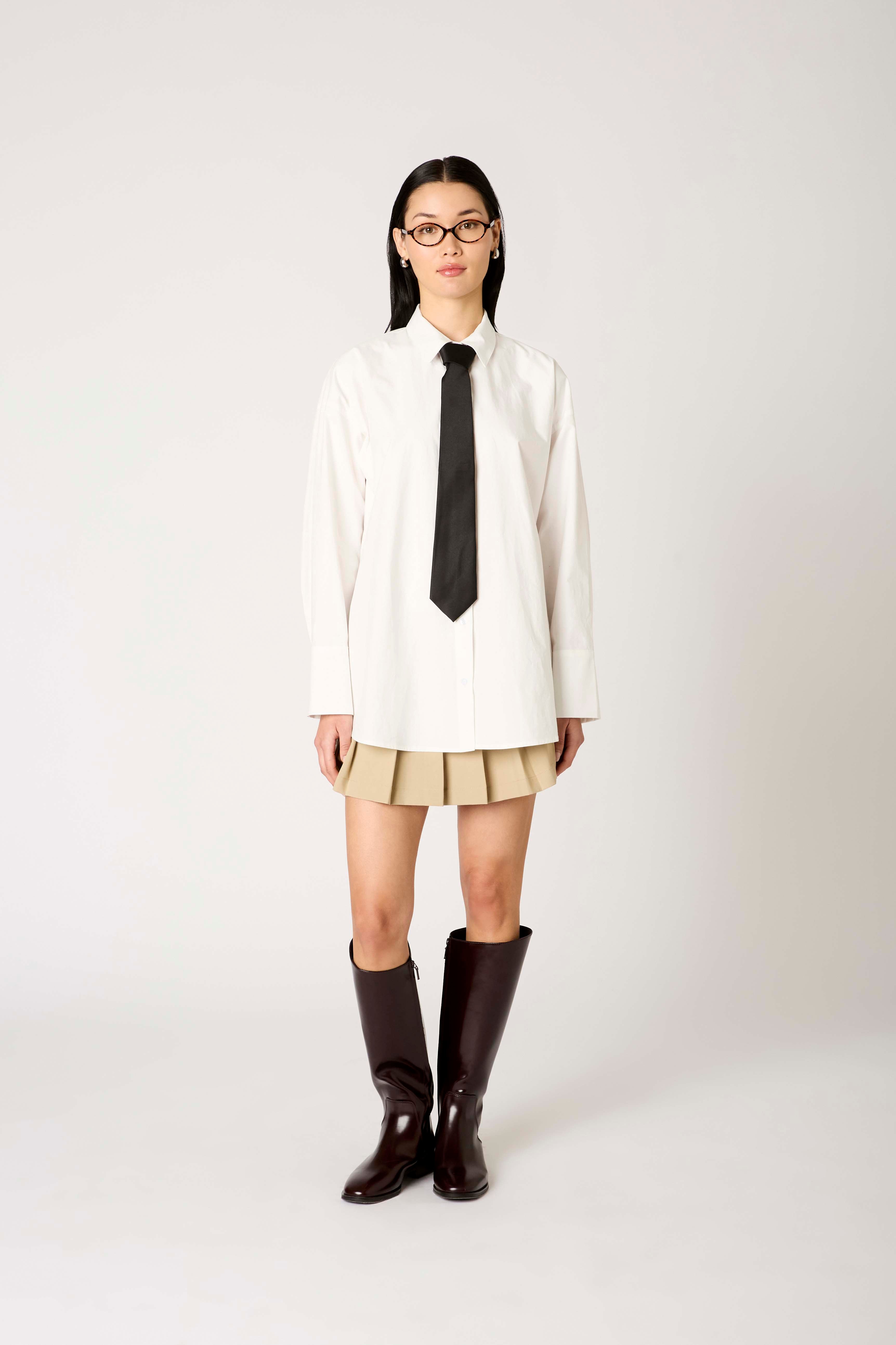 Dahlia Shirt in white front view