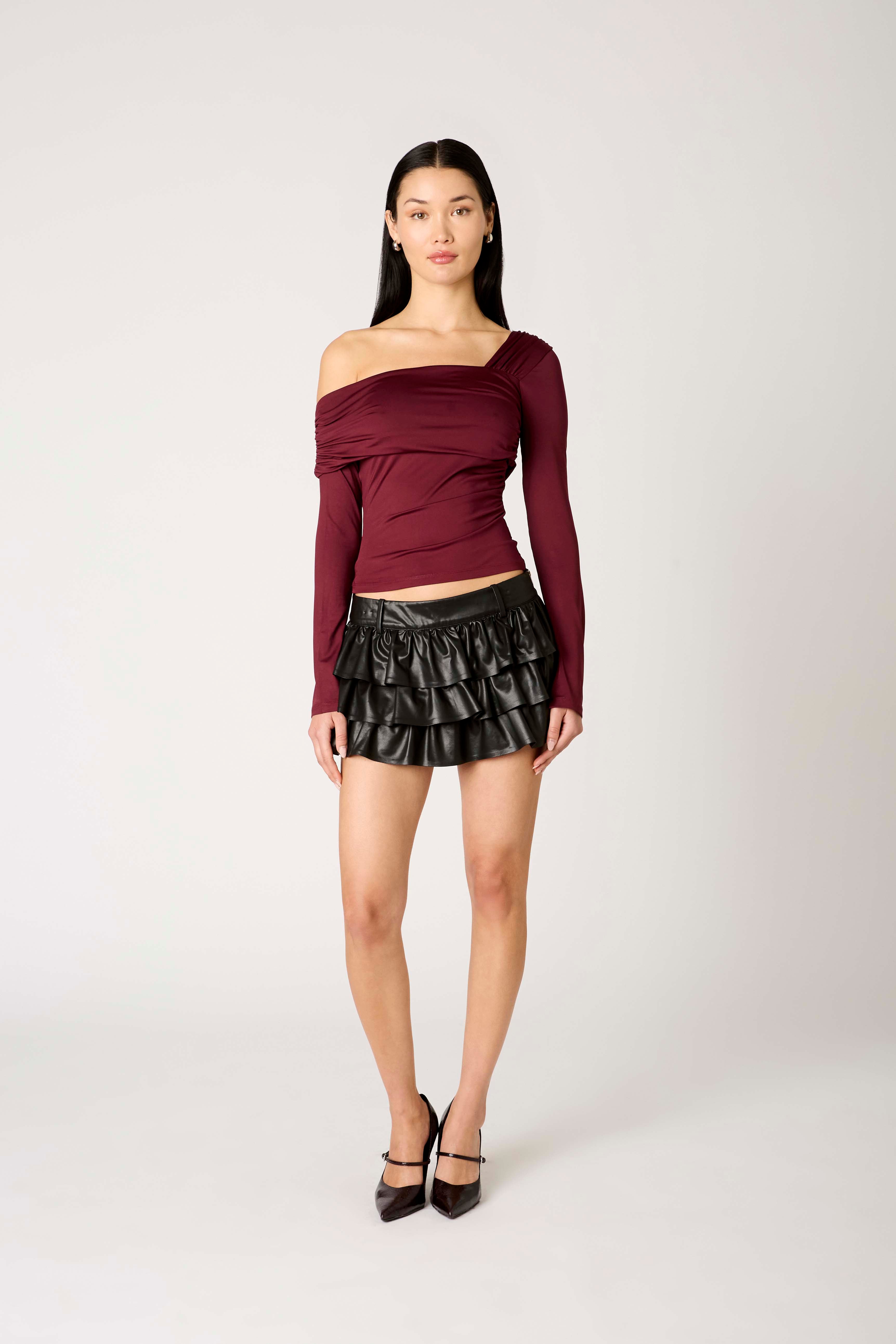 Margo Top in chianti front view