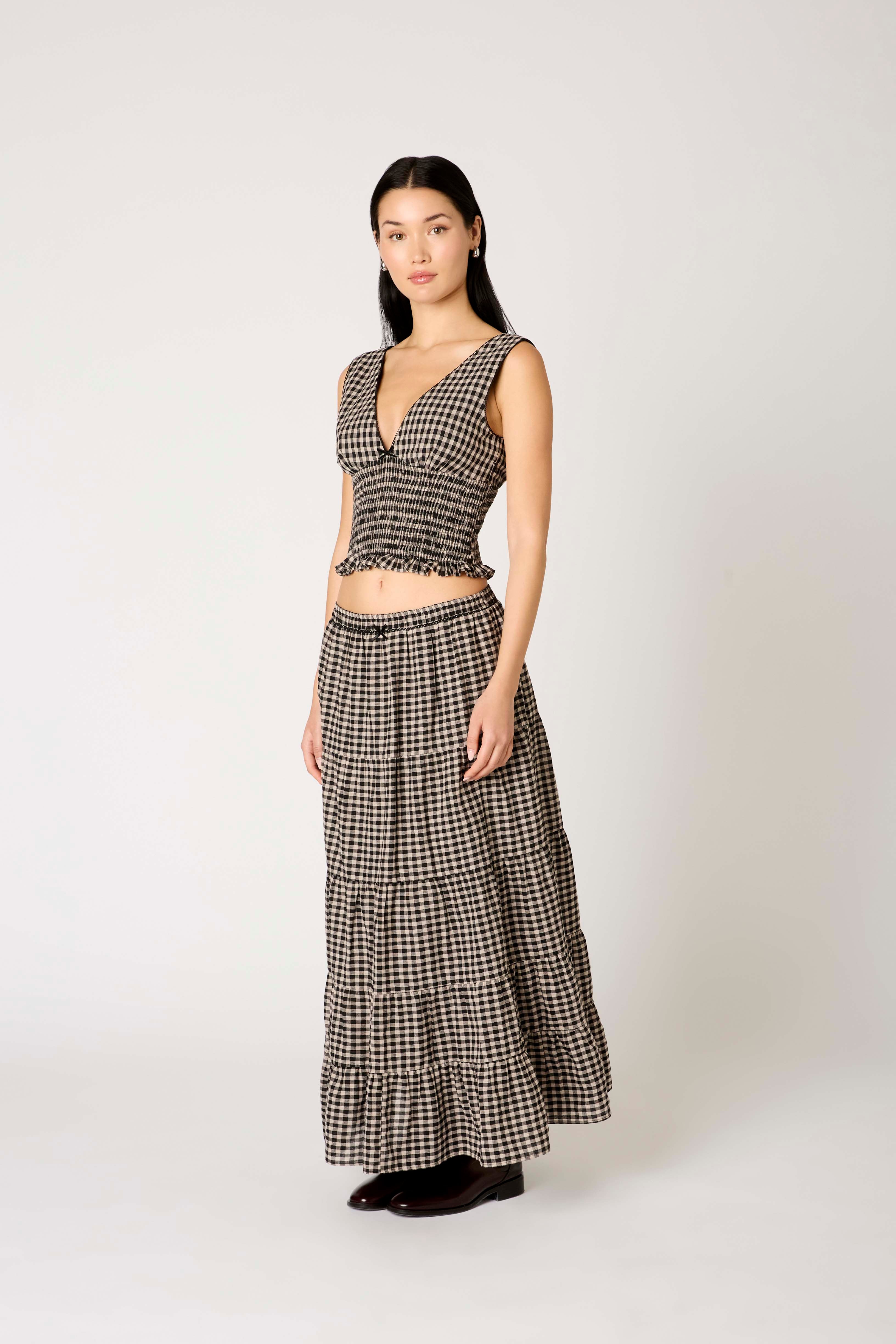 Bleu Top in oat side view