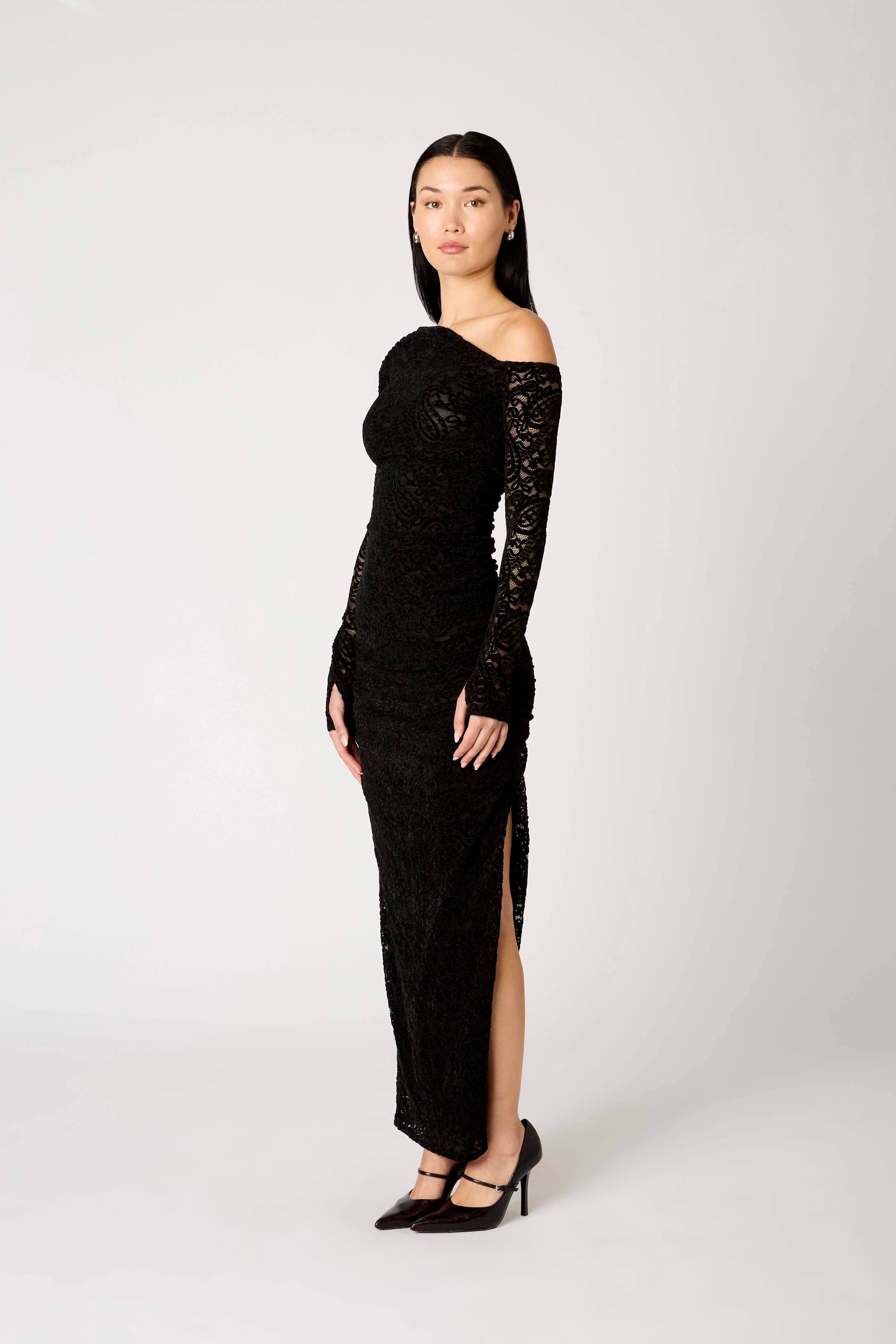 Cleo Top in black side view