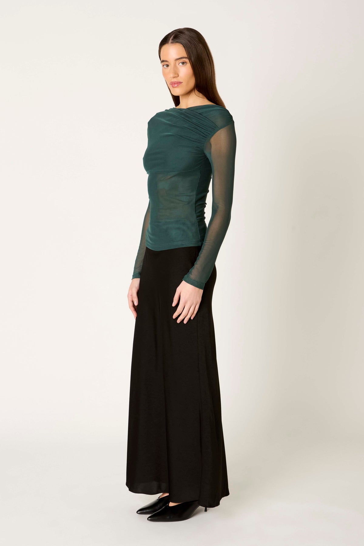 Aria Top in hunter side view