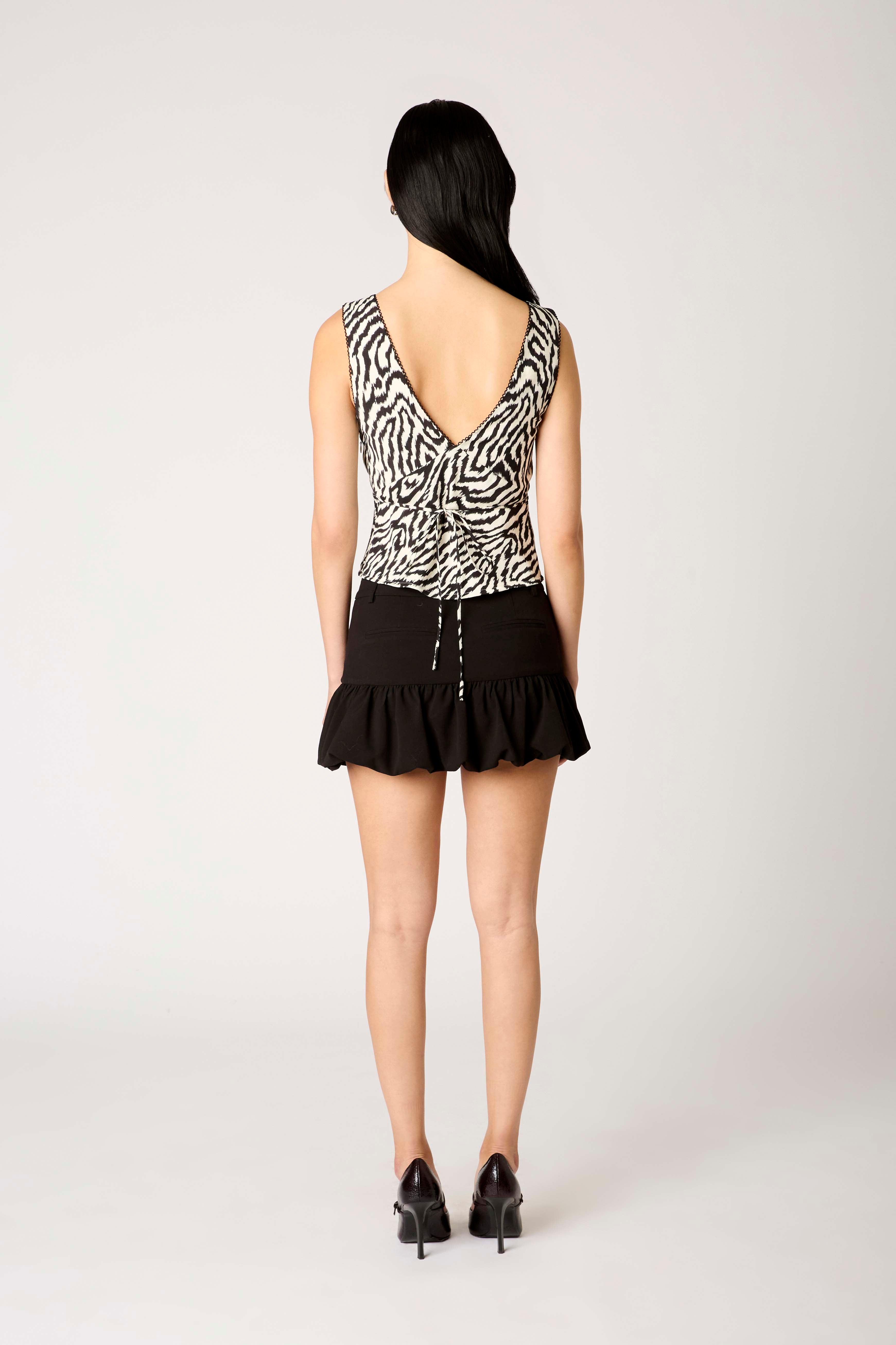 Celia Top in black/white back view