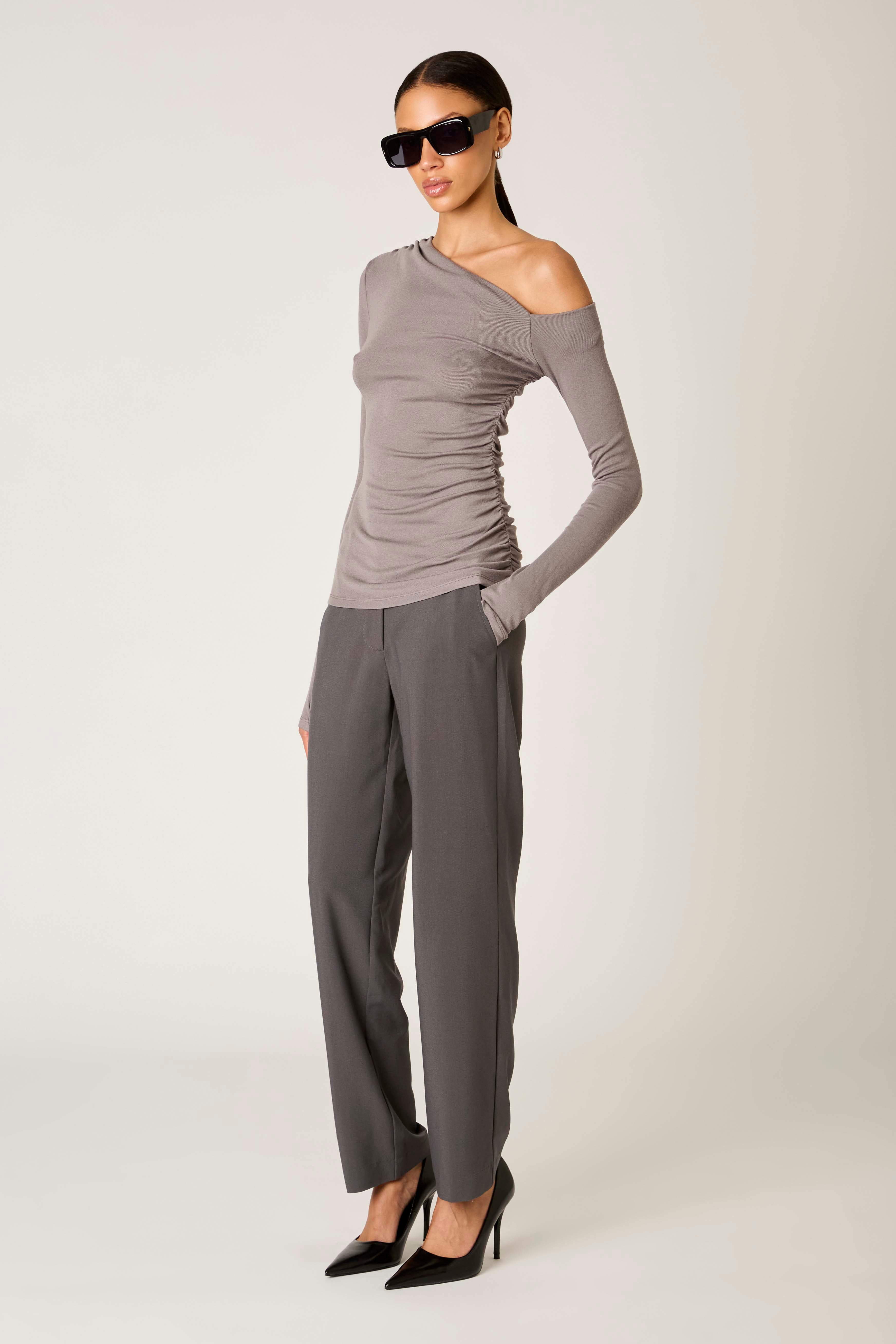 Cleo Top in grey side view