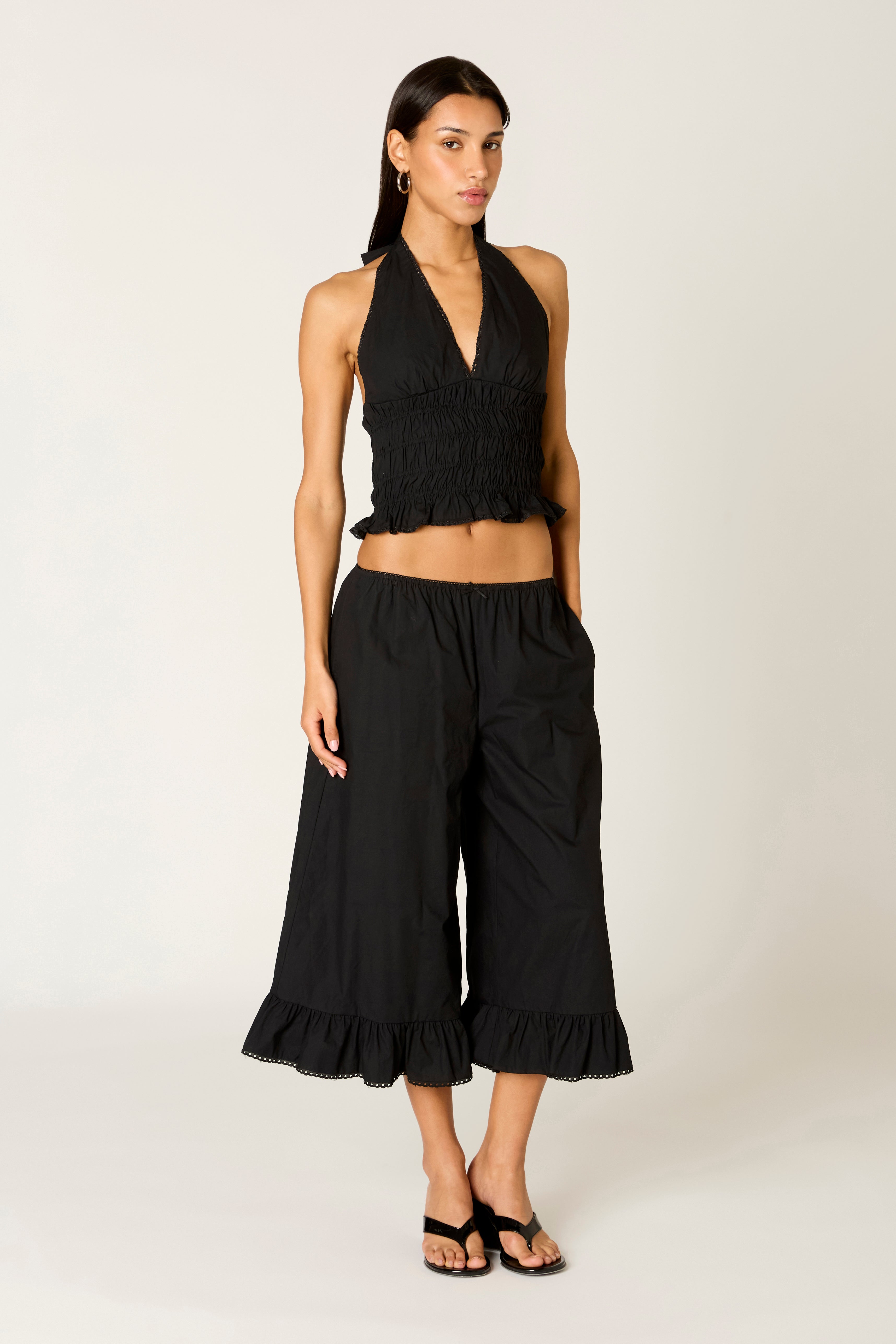 Filippo Top in black side view
