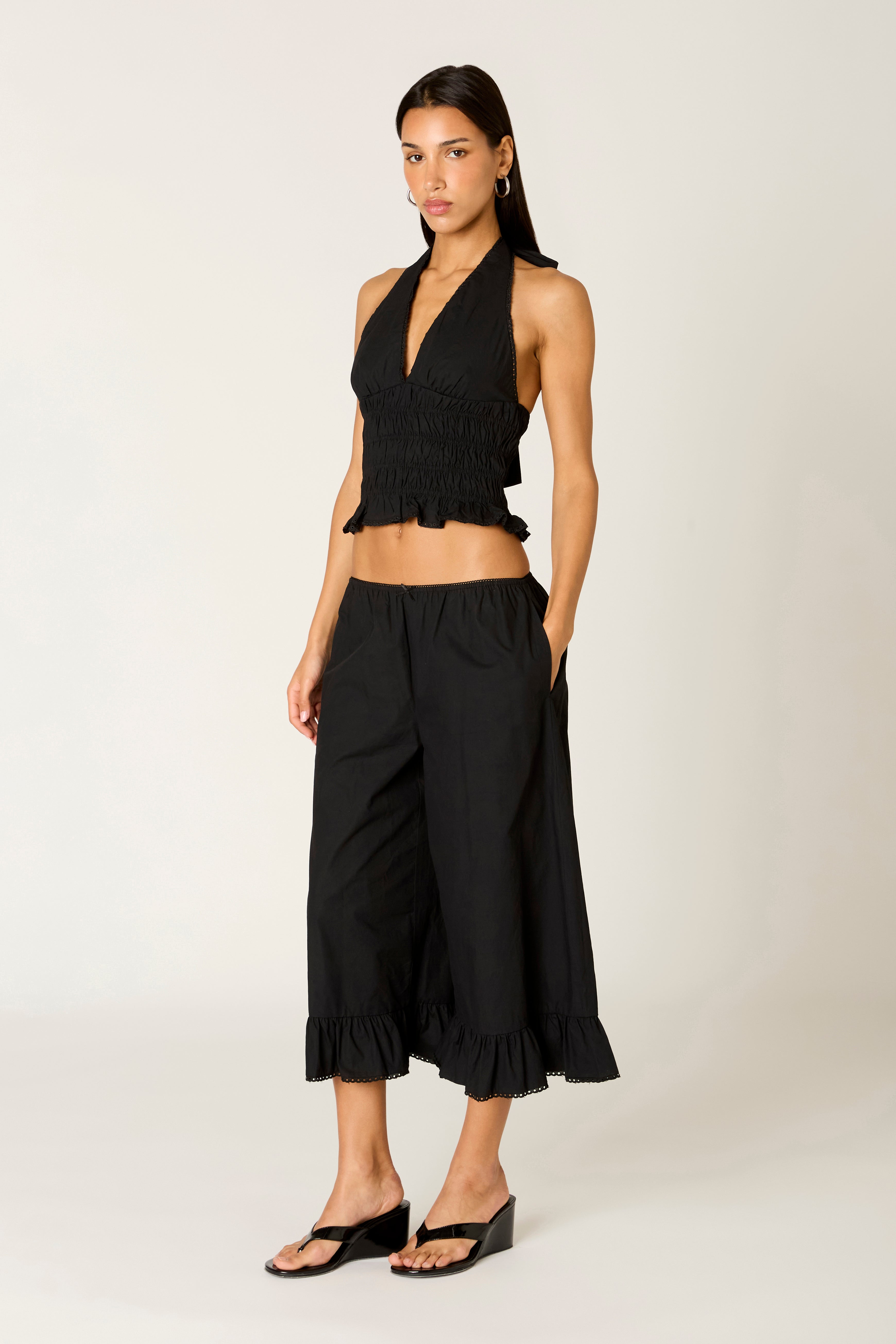 Filippo Top in black side view