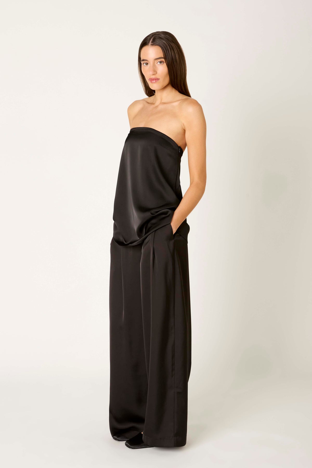 Olivia Top in black side view