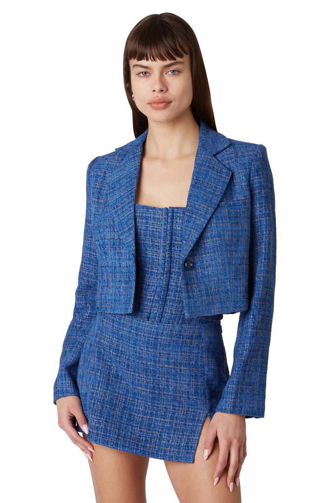 Cropped Blazer in navy front view 2