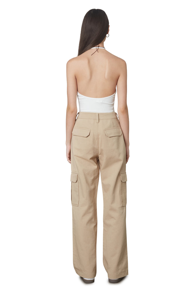 Vincent cargo pant in tan back 