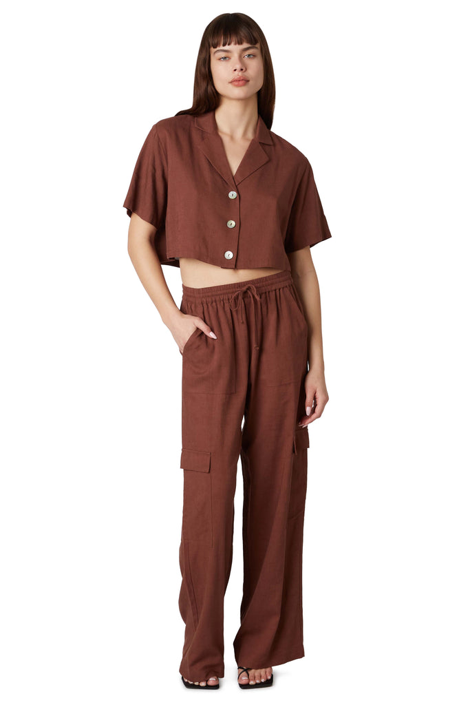 Jacob cargo pant in russet brown front 2