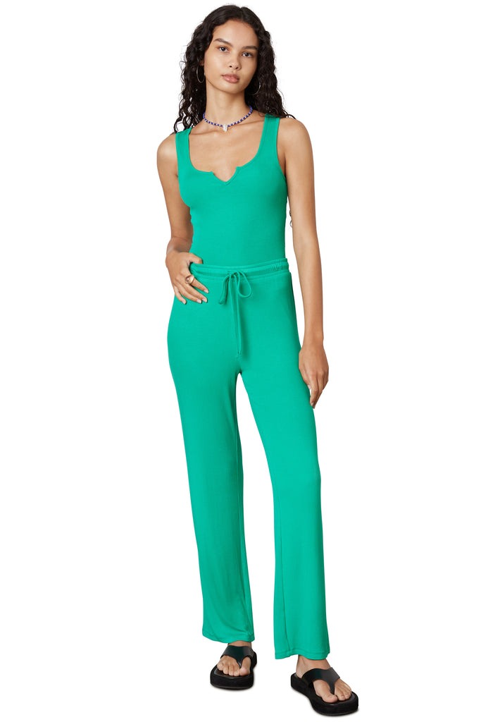 Straight Leg Lounge Pant in Kelly front 