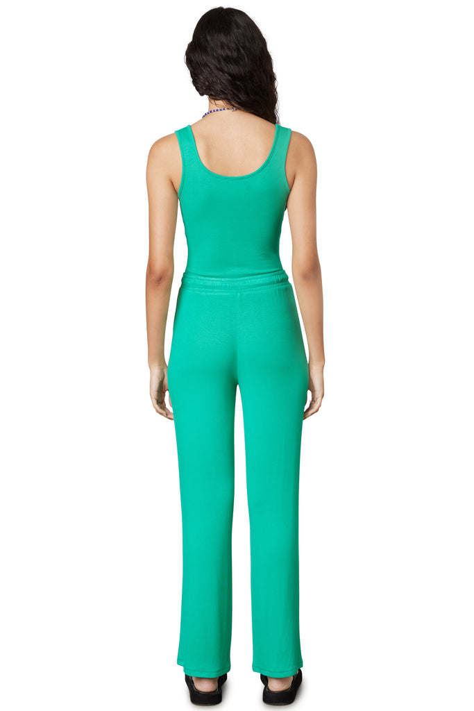 Straight Leg Lounge Pant in Kelly back 