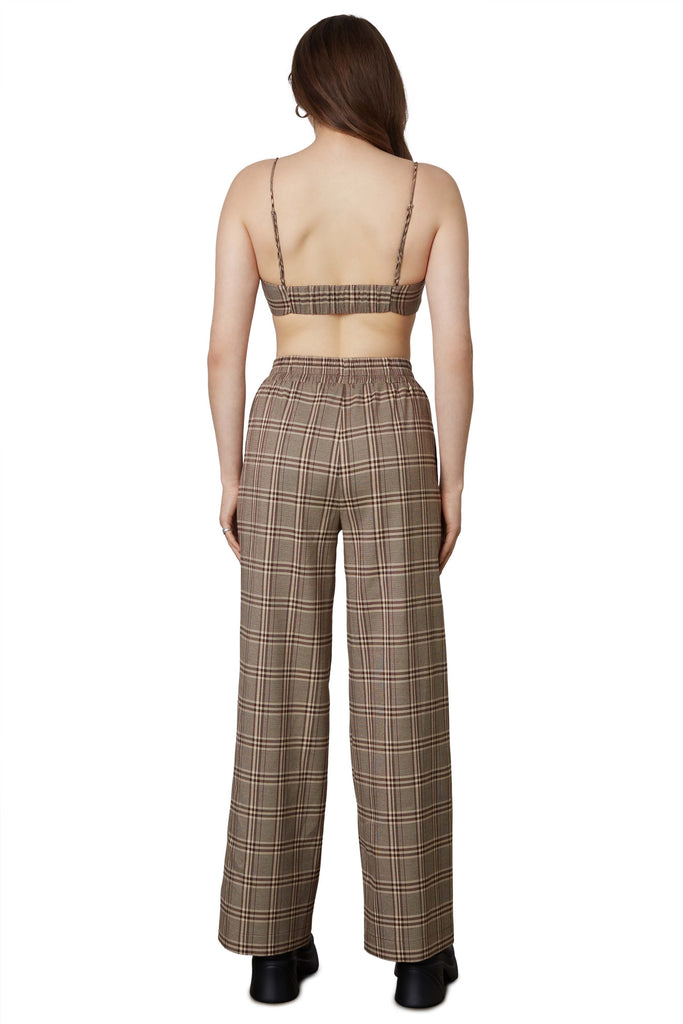 Mallorca Pant in Brown back 